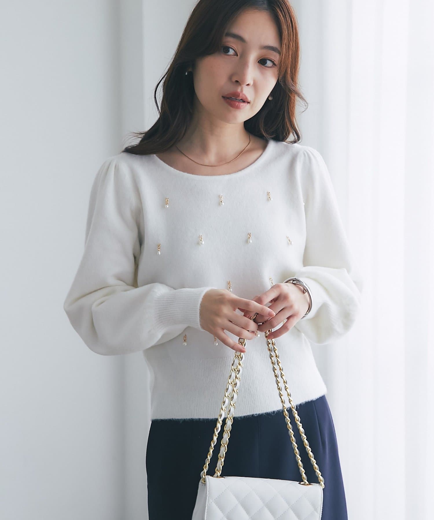 La boutique BonBon(ラブティックボンボン) 雫パールパフスリーブニット