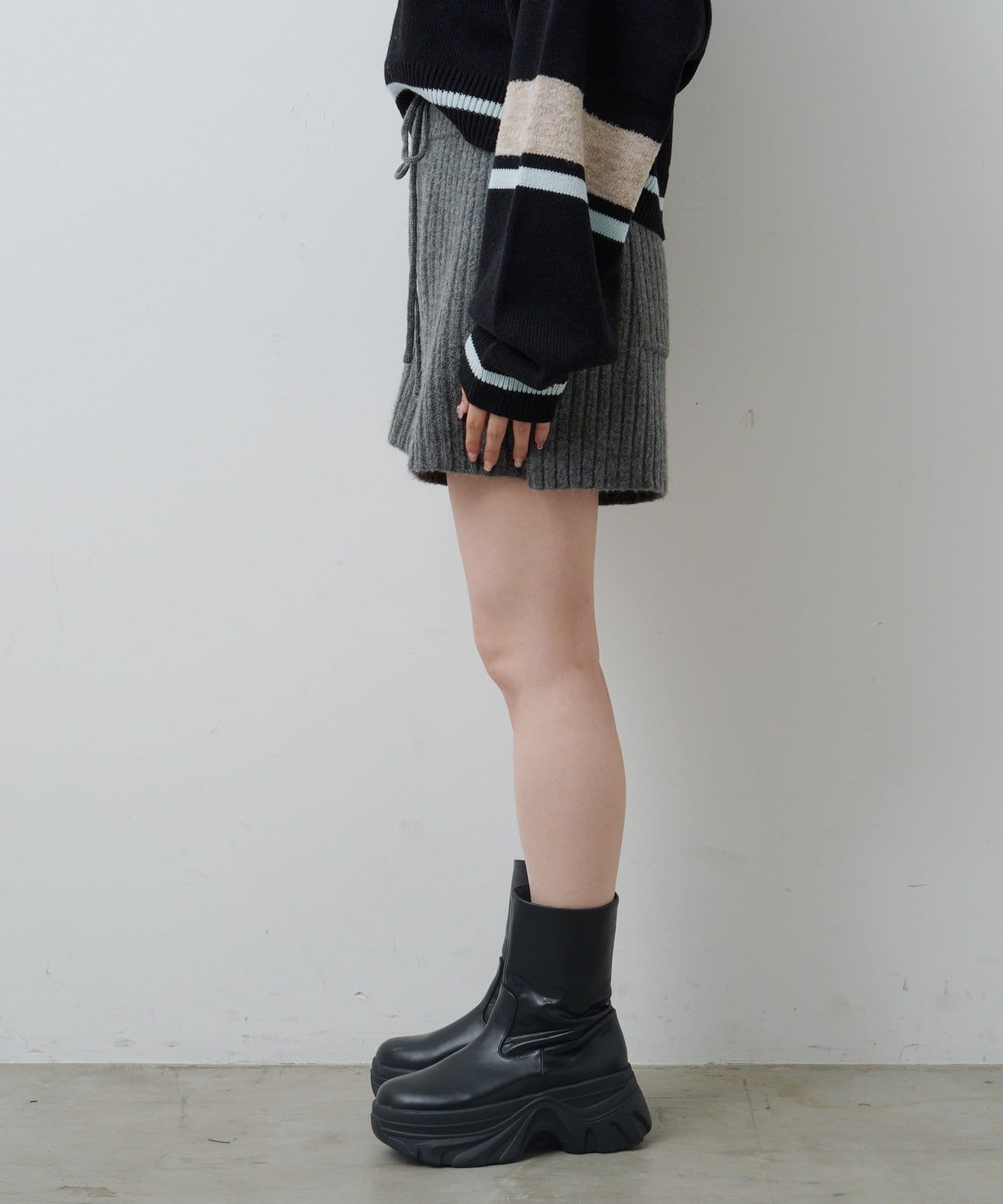 Kastane(カスタネ) 【STAFF YAMADA/Select BAG対象/3日間限定/12.19(金)12:00～12.21(日)23:59】リブニットショートパンツ