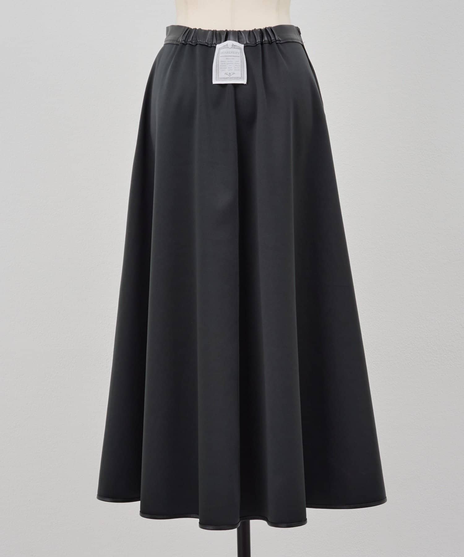 BEARDSLEY(ビアズリー) フェイクレザーフレアスカート