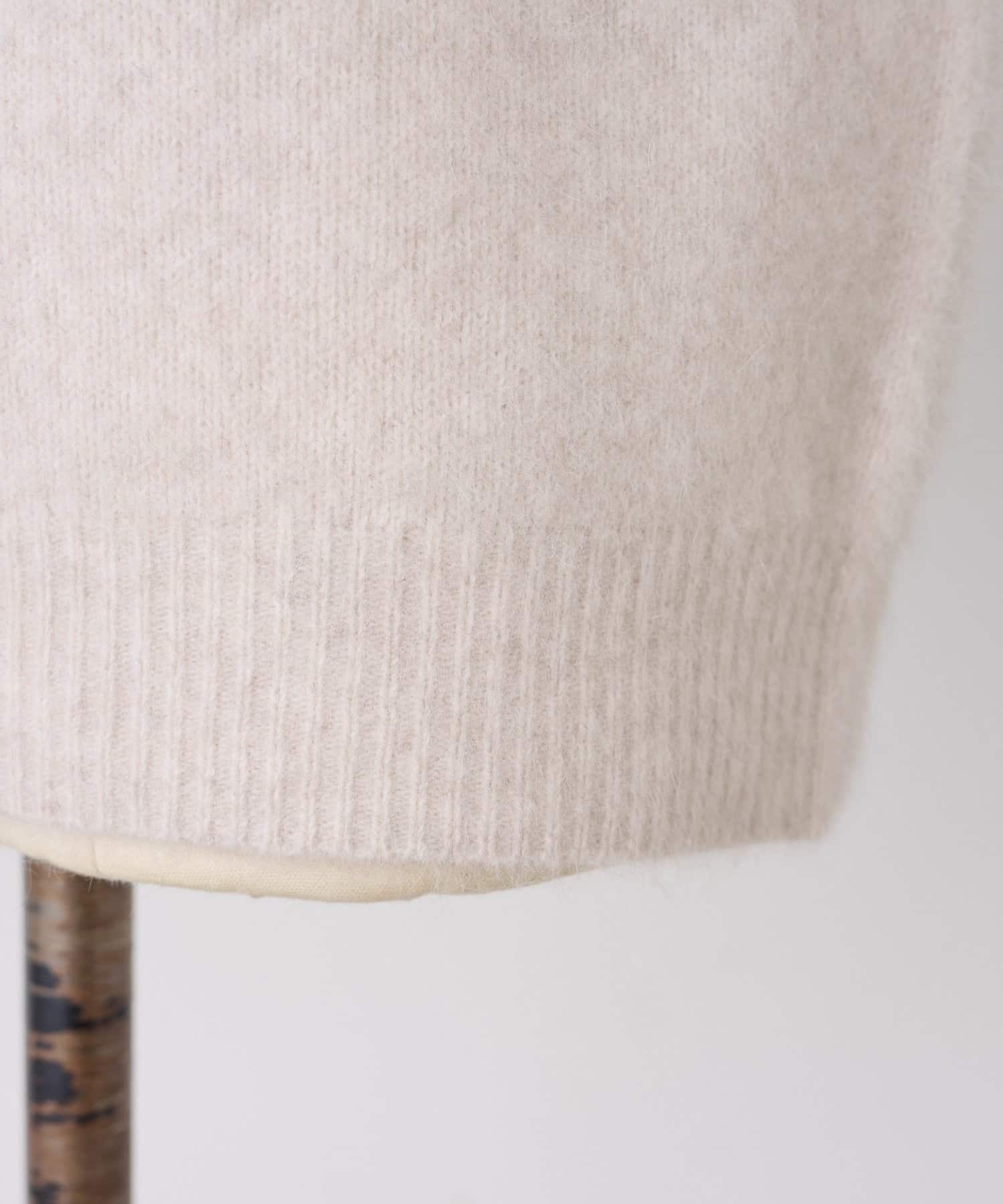 BEARDSLEY(ビアズリー) 後ろ釦ファーニット