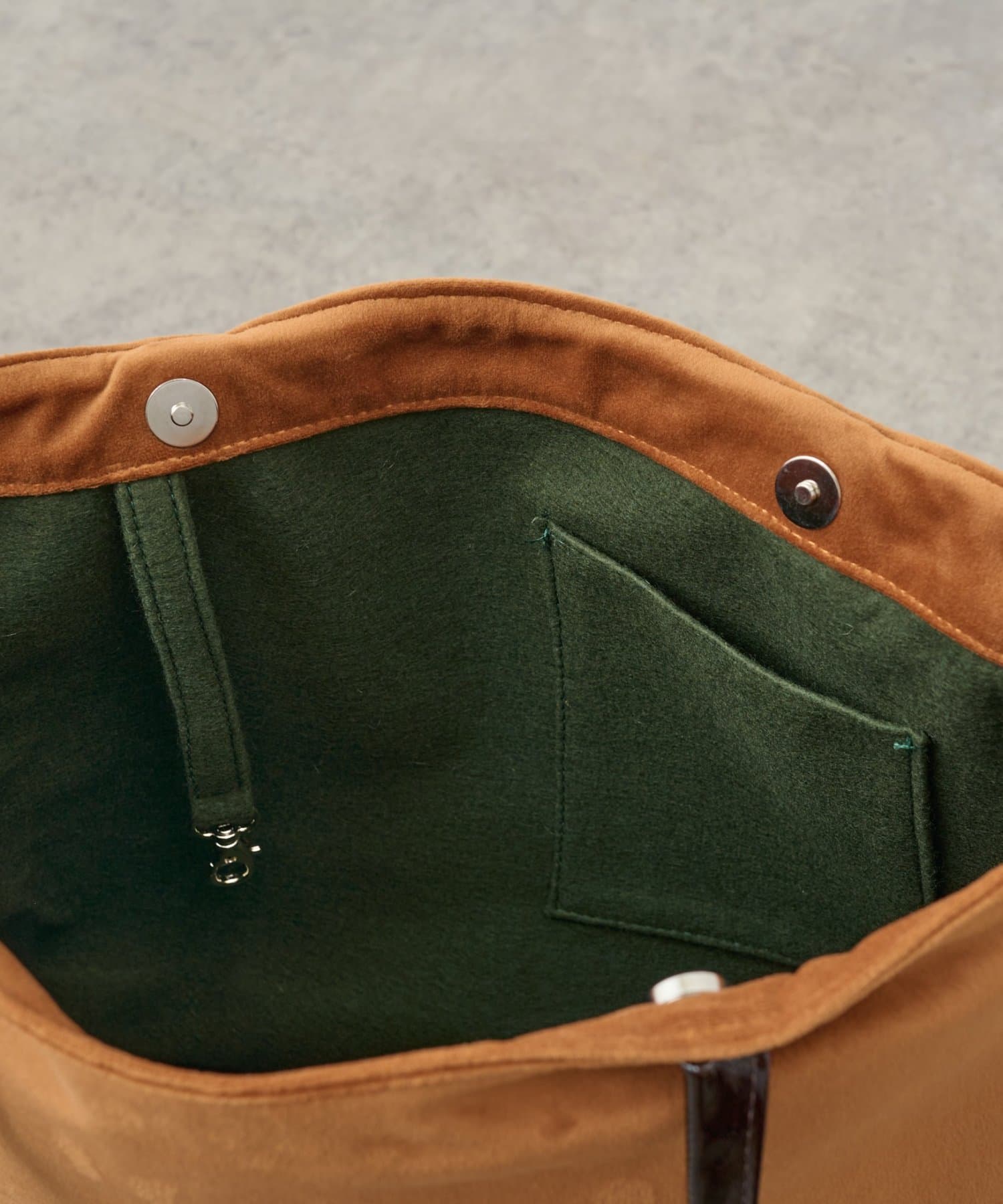 BEARDSLEY(ビアズリー) 《ALEXIA HOLLINGER》トートバッグ