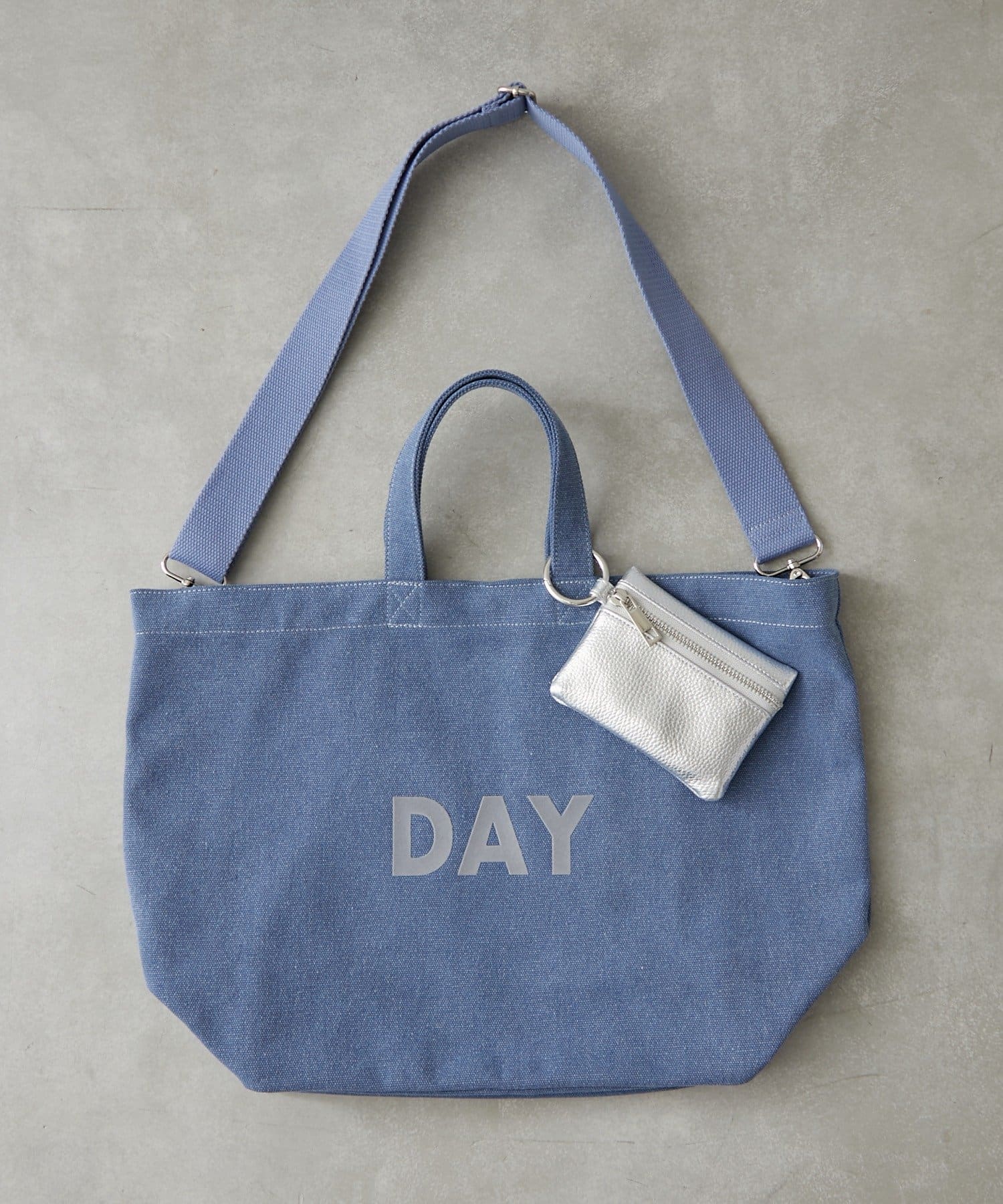 BIRTHDAY BAR(バースデイバー) キャンバスフロッキーロゴトートバッグ