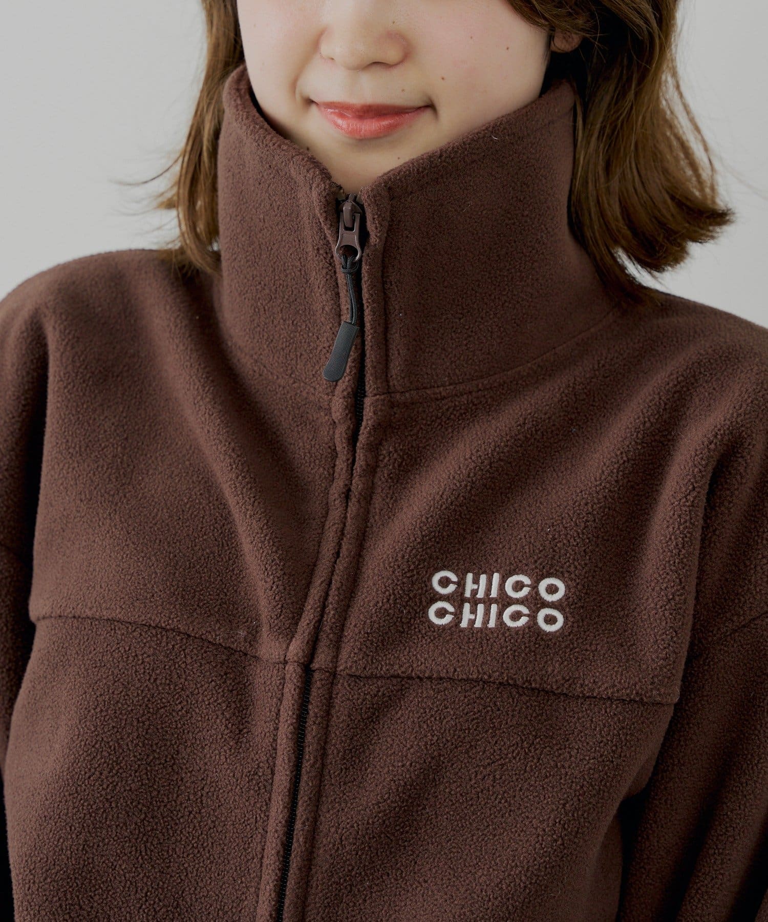 Chico(チコ) 【セットアップ対応】胸ロゴフリーストップス