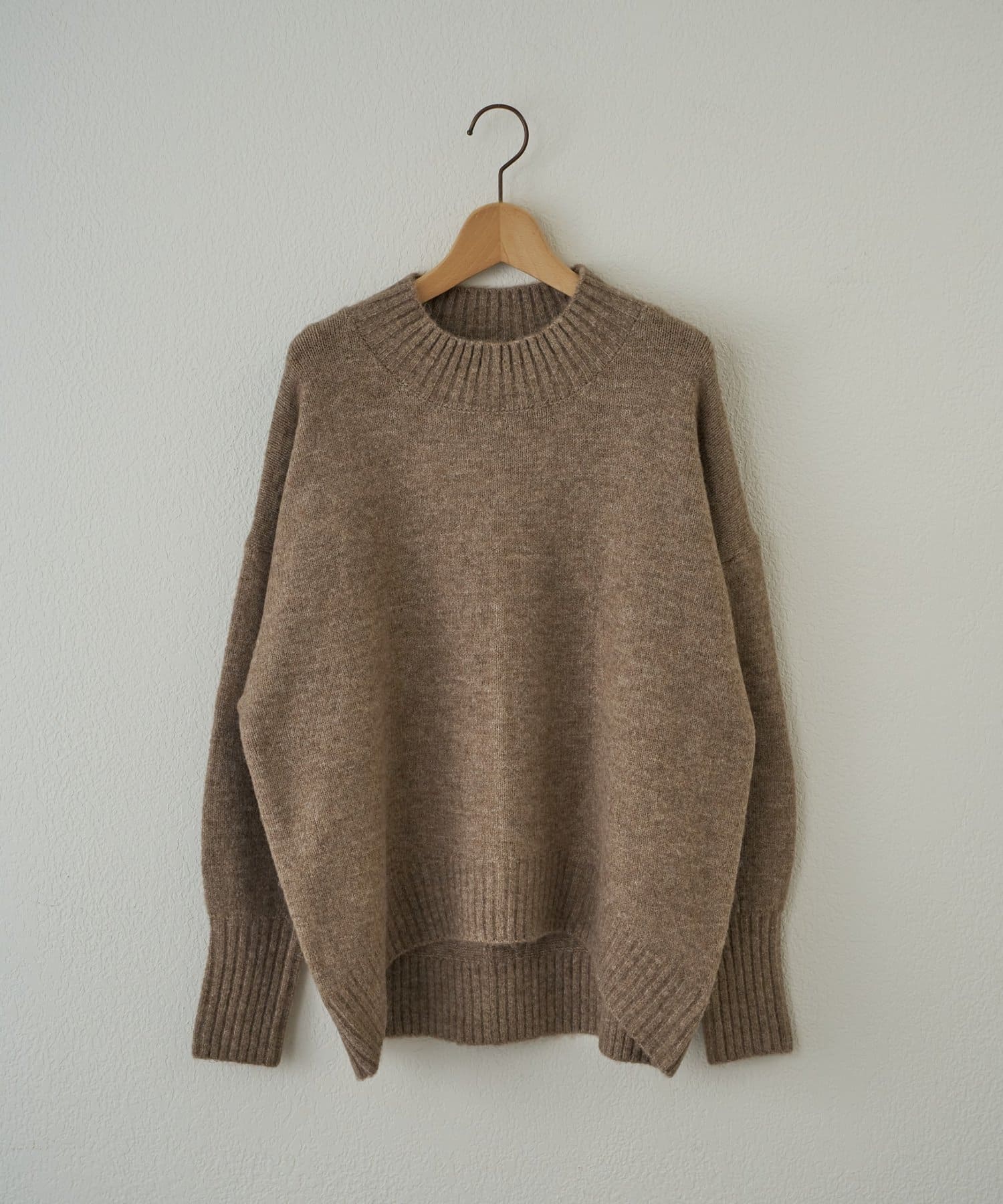 un dix cors(アンディコール) 《デイリーに活躍◎》ヤクライクモックネックニット