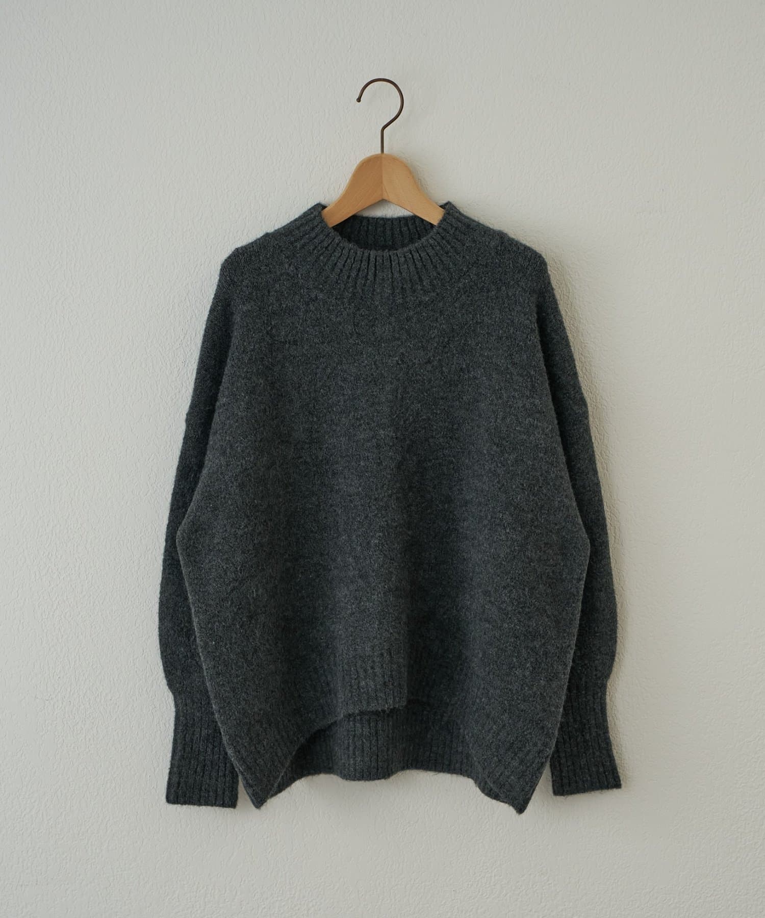 un dix cors(アンディコール) 《デイリーに活躍◎》ヤクライクモックネックニット