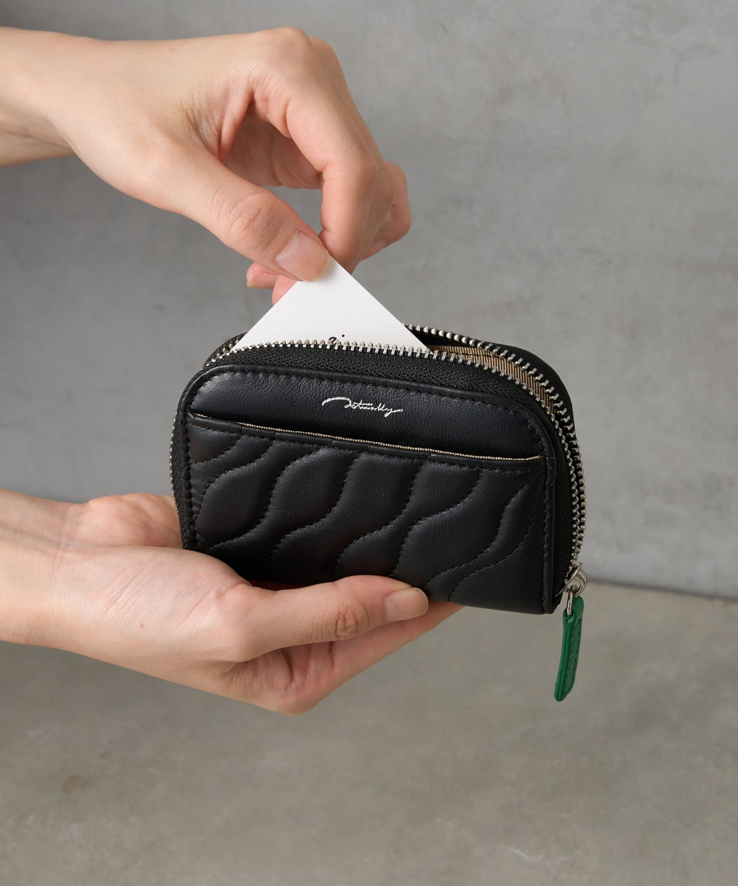 BIRTHDAY BAR(バースデイバー) キルティング名刺入れ