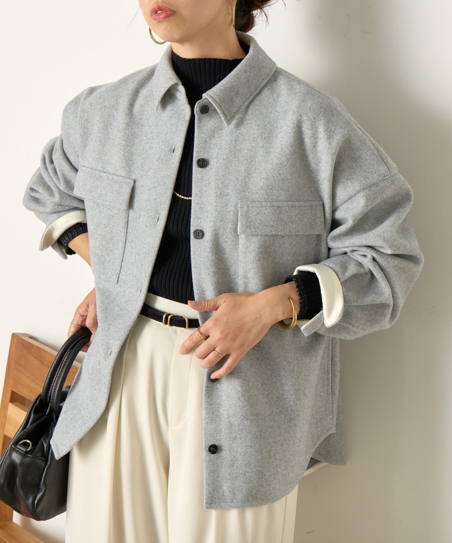 Jena　espace merveilleux(ジェナ　エスパスメルヴェイユ) 金ボタンリブニット