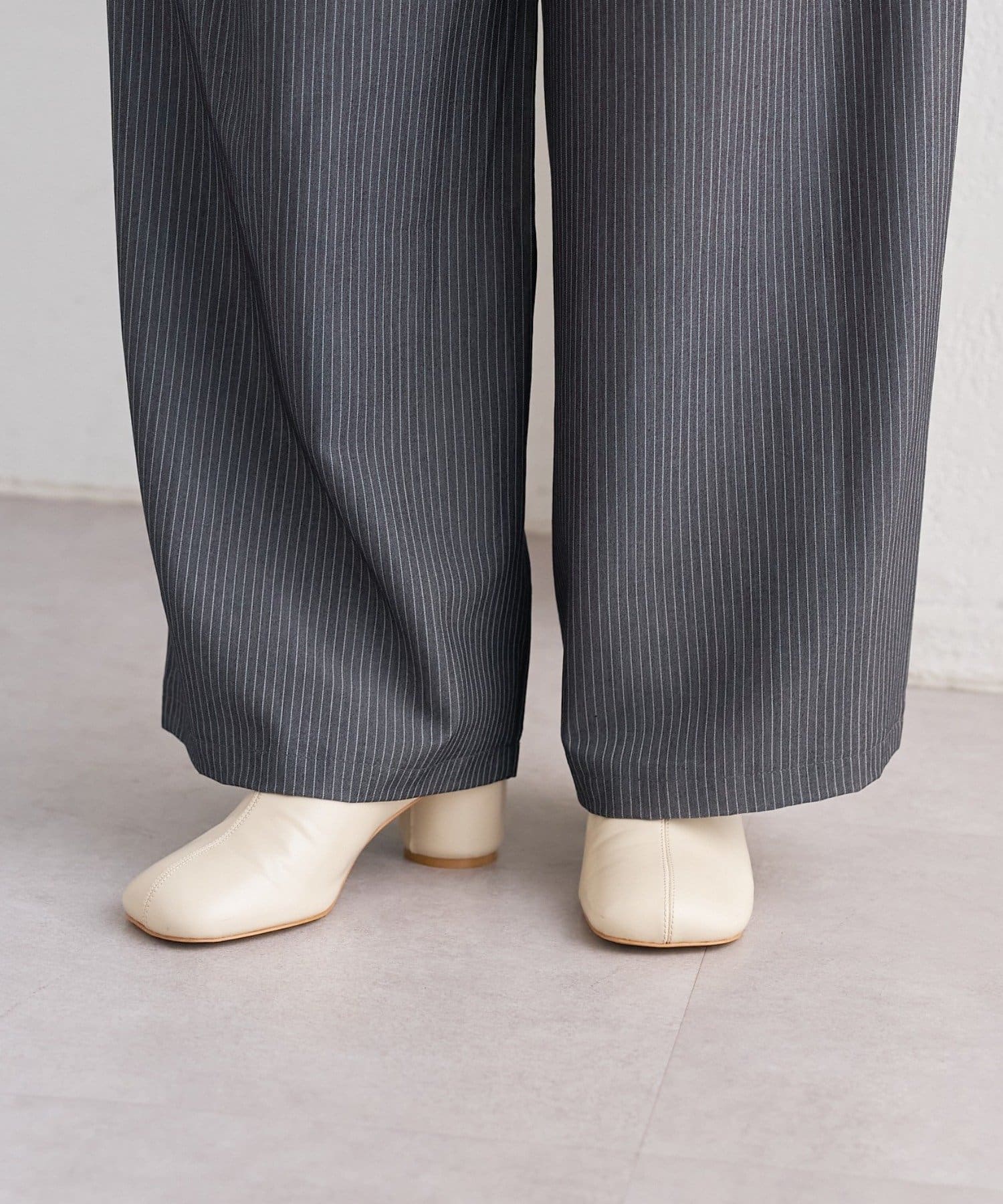 mystic(ミスティック) 【新色アイボリー】ラウンドローファー