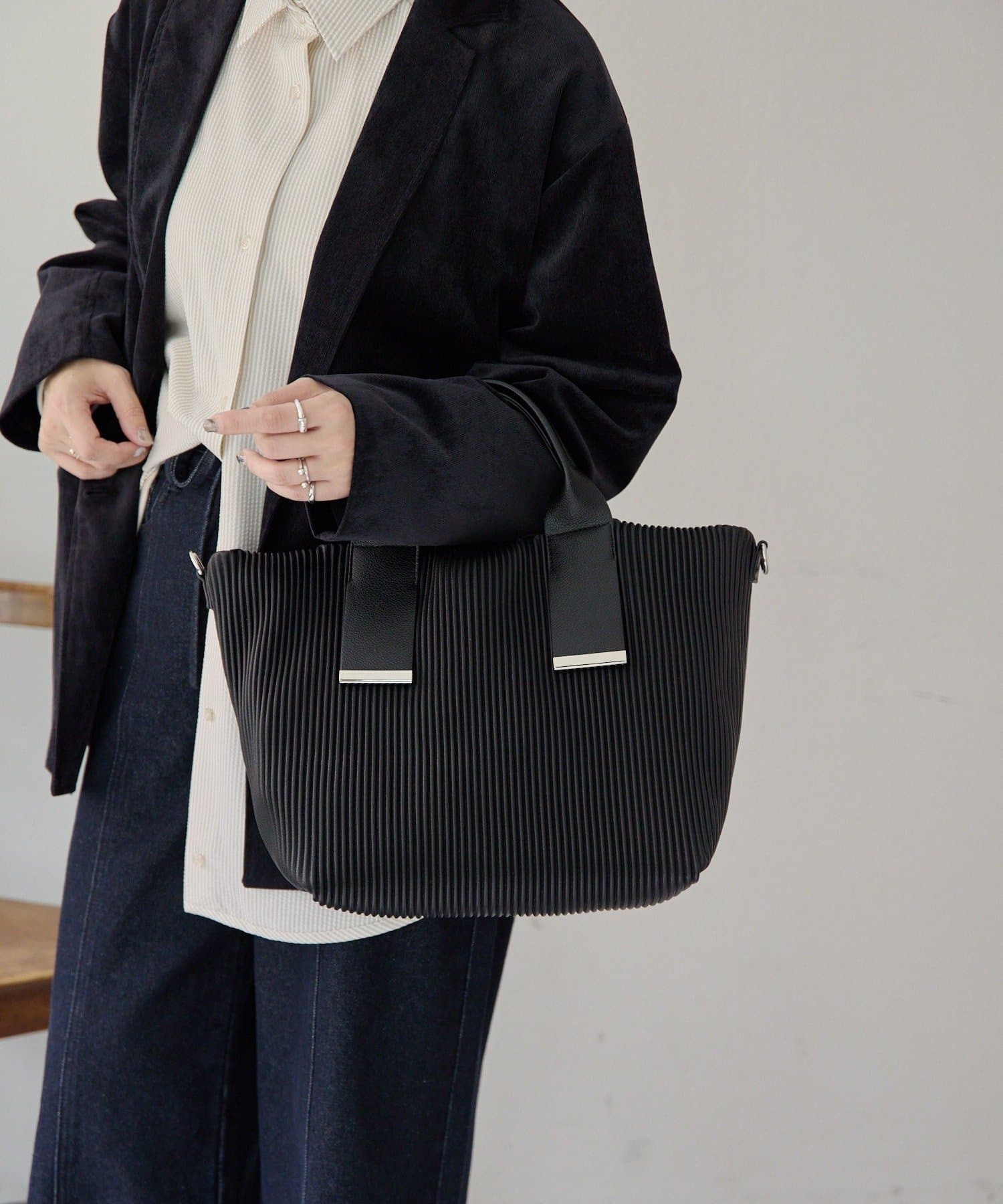 ear PAPILLONNER(イア パピヨネ) 《A4サイズ対応》プリーツトートバッグ