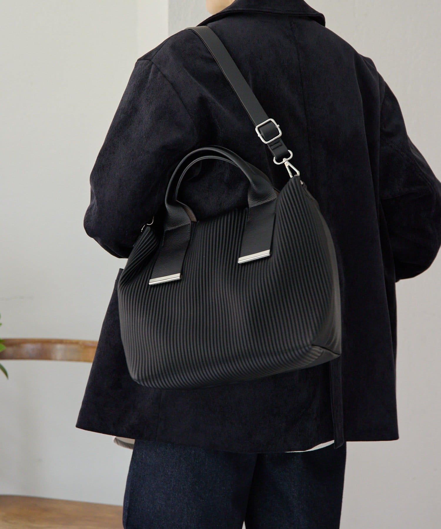 ear PAPILLONNER(イア パピヨネ) 《A4サイズ対応》プリーツトートバッグ