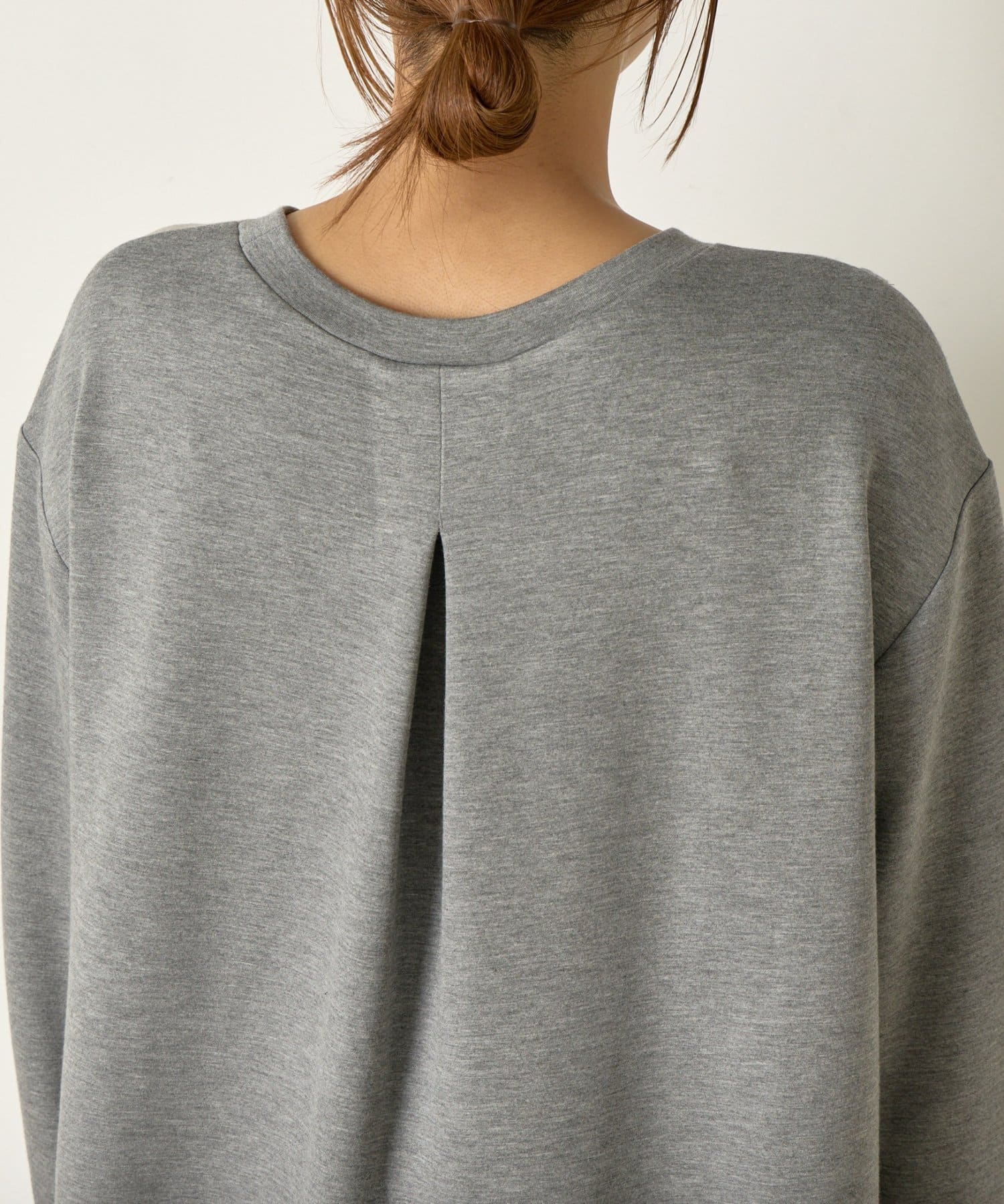 Jena　espace merveilleux(ジェナ　エスパスメルヴェイユ) ウォーム切替バックタックカットソー