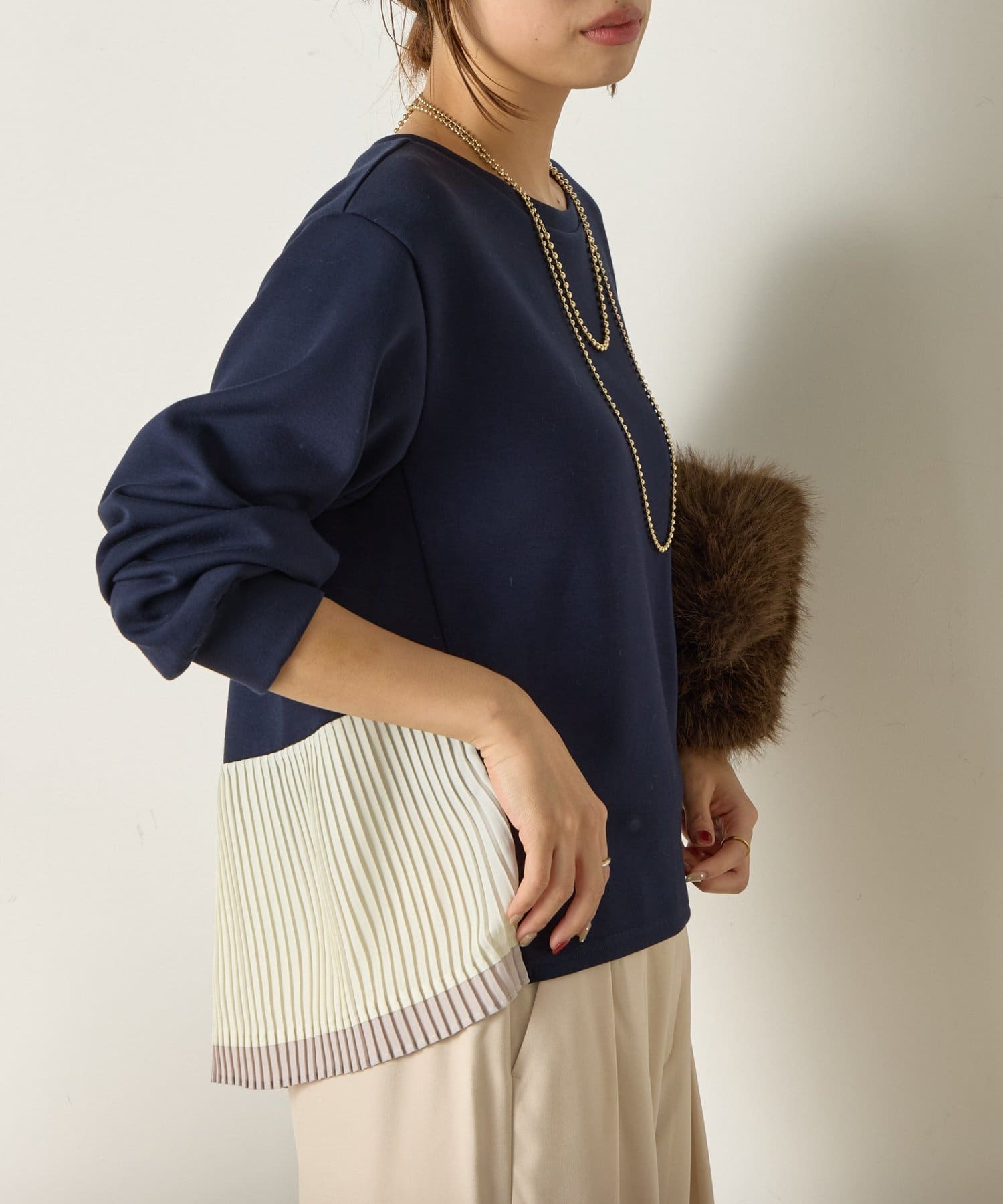 Jena　espace merveilleux(ジェナ　エスパスメルヴェイユ) 裾プリーツボンディングカットソー