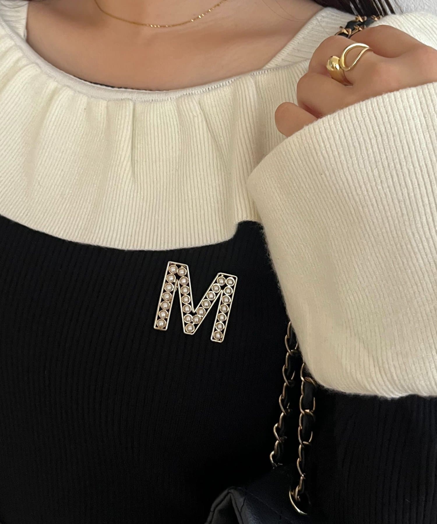 prose verse(プロズヴェール) イニシャルロゴブローチ