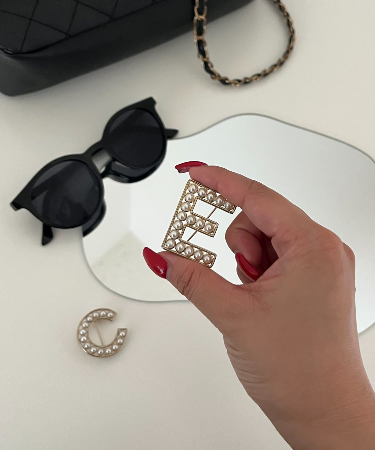 prose verse(プロズヴェール) イニシャルロゴブローチ