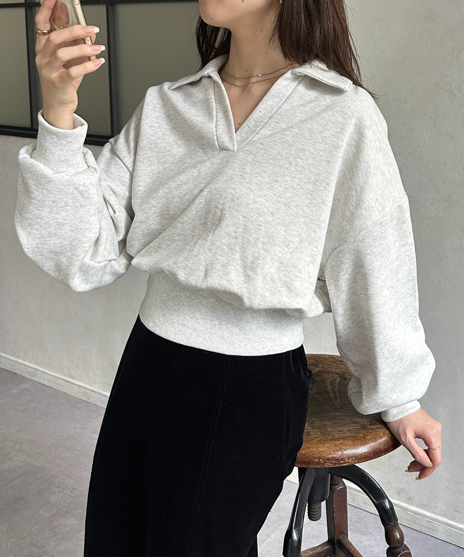 Thevon.(ゼヴォン) 襟付きスキッパー裏毛プルオーバー