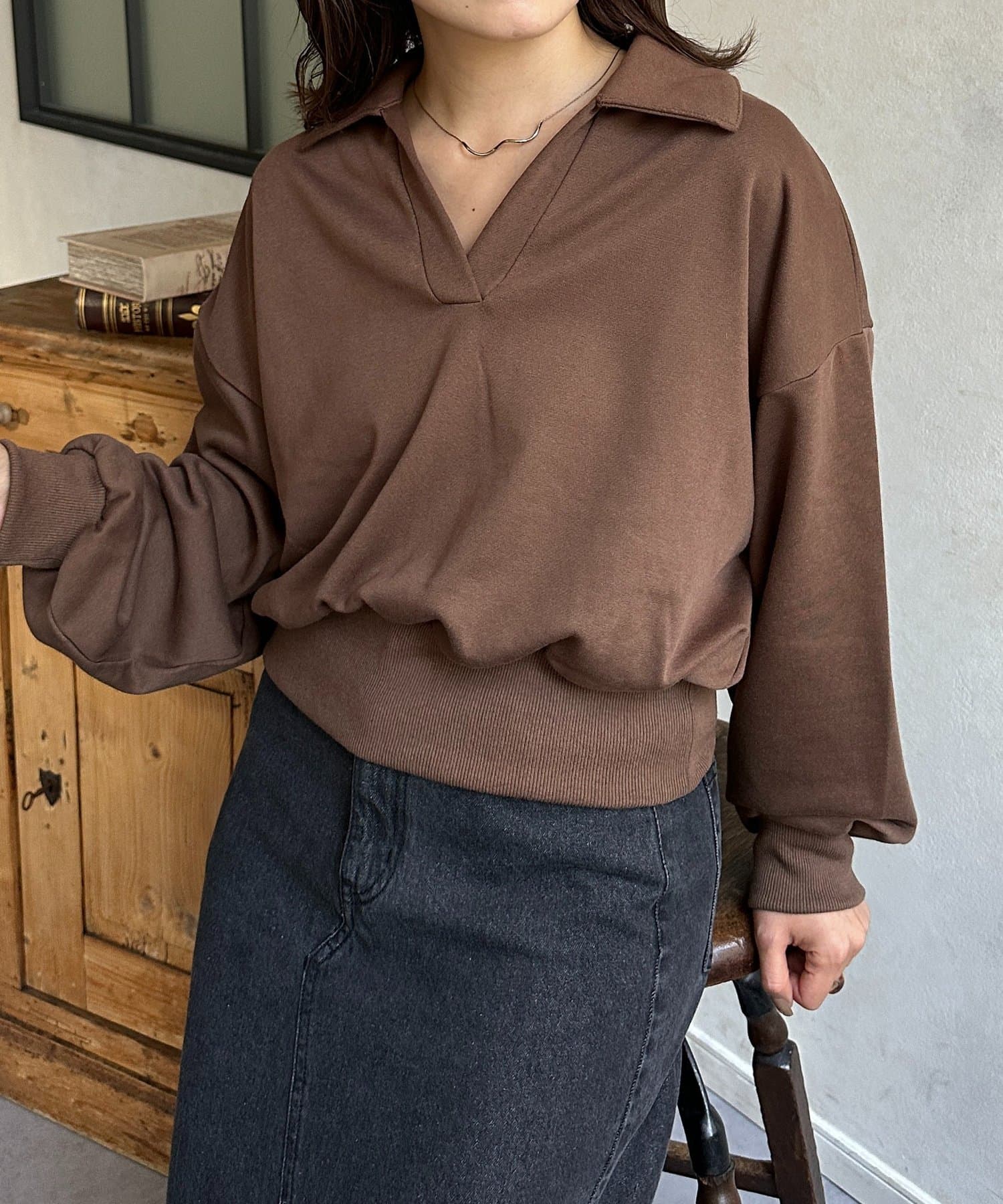 Thevon.(ゼヴォン) 襟付きスキッパー裏毛プルオーバー
