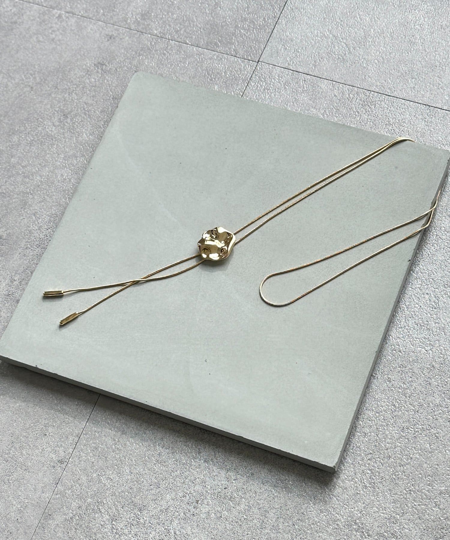 Thevon.(ゼヴォン) 【heilly】ニュアンスモチーフループタイ