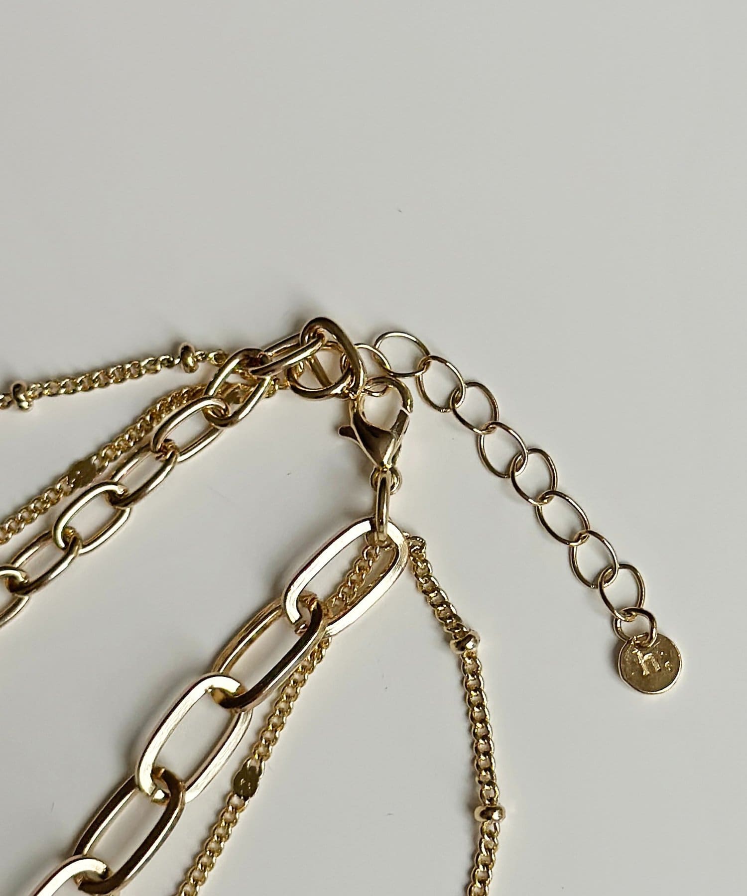 Thevon.(ゼヴォン) 【heilly】3連チェーンネックレス