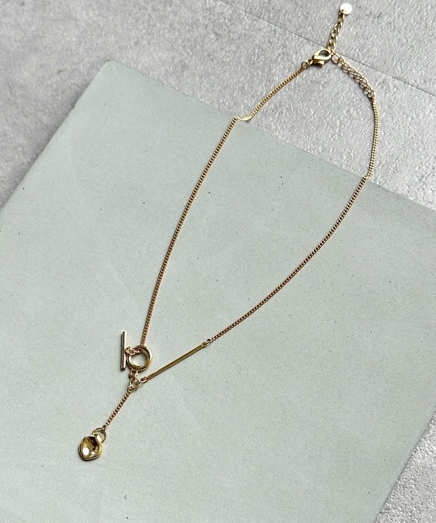 Thevon.(ゼヴォン) 【heilly】トグルモチーフデザインネックレス