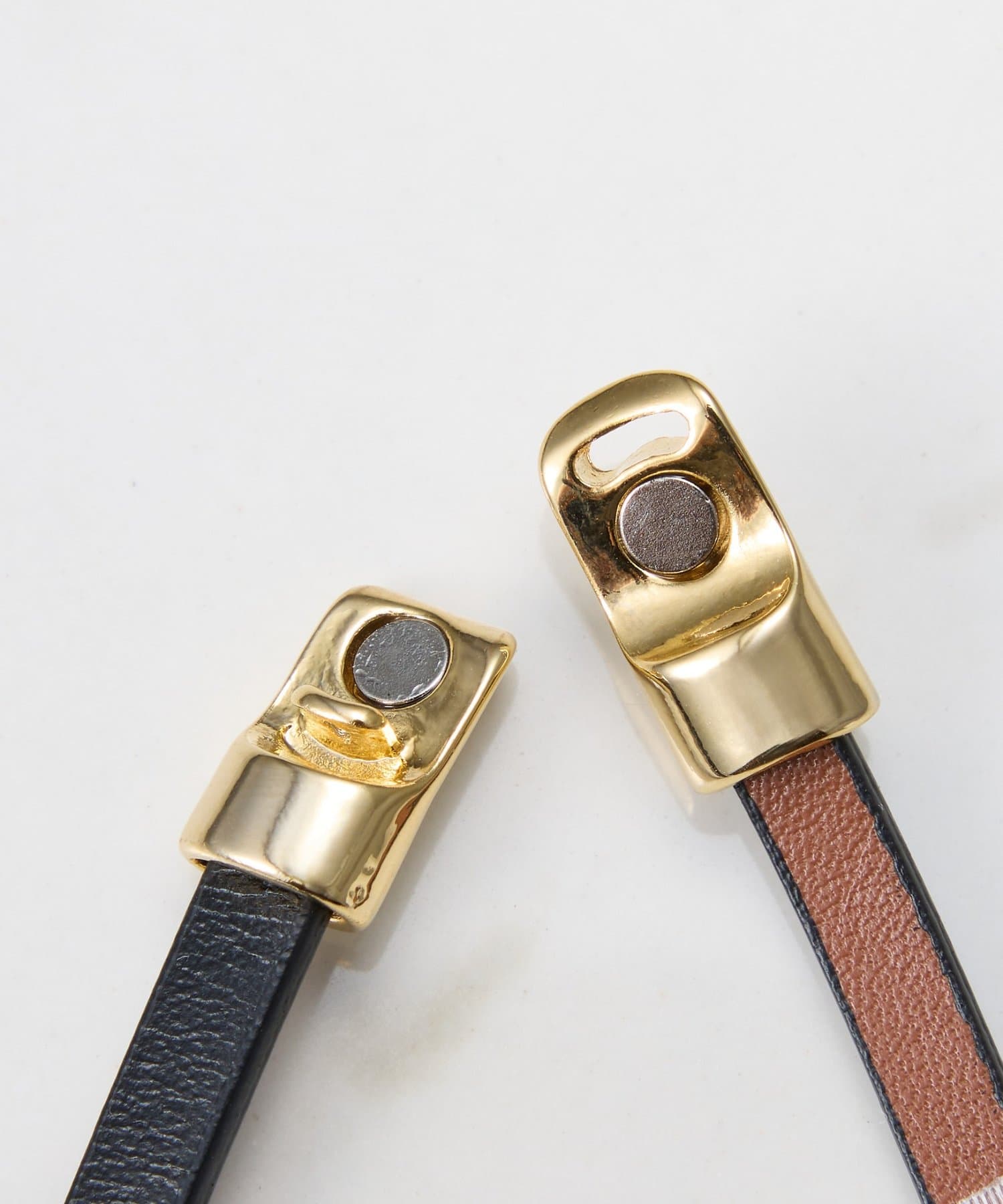 COLLAGE GALLARDAGALANTE(コラージュ ガリャルダガランテ) ダブルラップレザーブレスレット