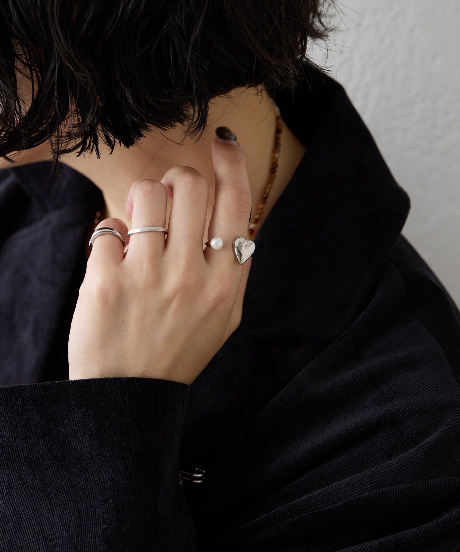 ear PAPILLONNER(イア パピヨネ) 【beq Pettina(ベック ペティーナ)】ハート×パールリング