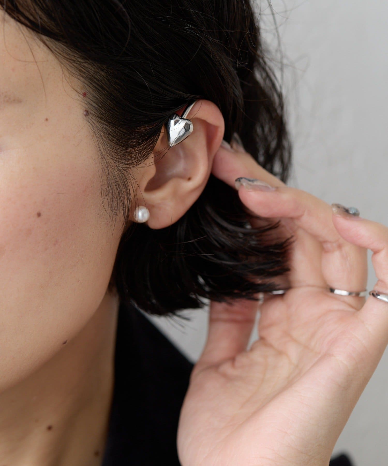 ear PAPILLONNER(イア パピヨネ) 【beq Pettina(ベック ペティーナ)】ハート×パールイヤーカフ