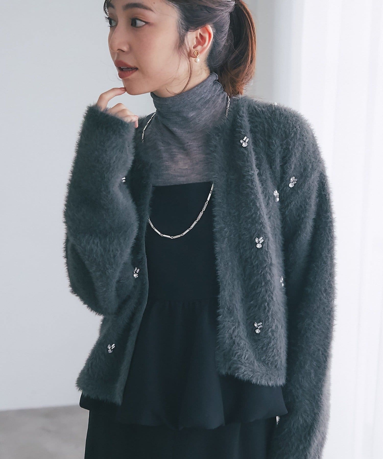 La boutique BonBon(ラブティックボンボン) フェザーヤーンビジュー刺繍ジャケットカーディガン