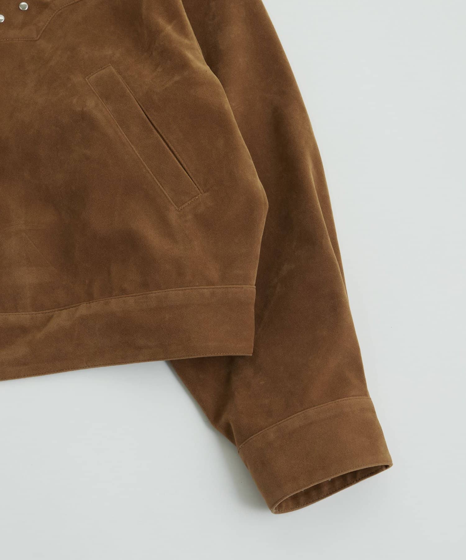 WHO’S WHO gallery(フーズフーギャラリー) ボアカラースタッズスウェードブルゾン