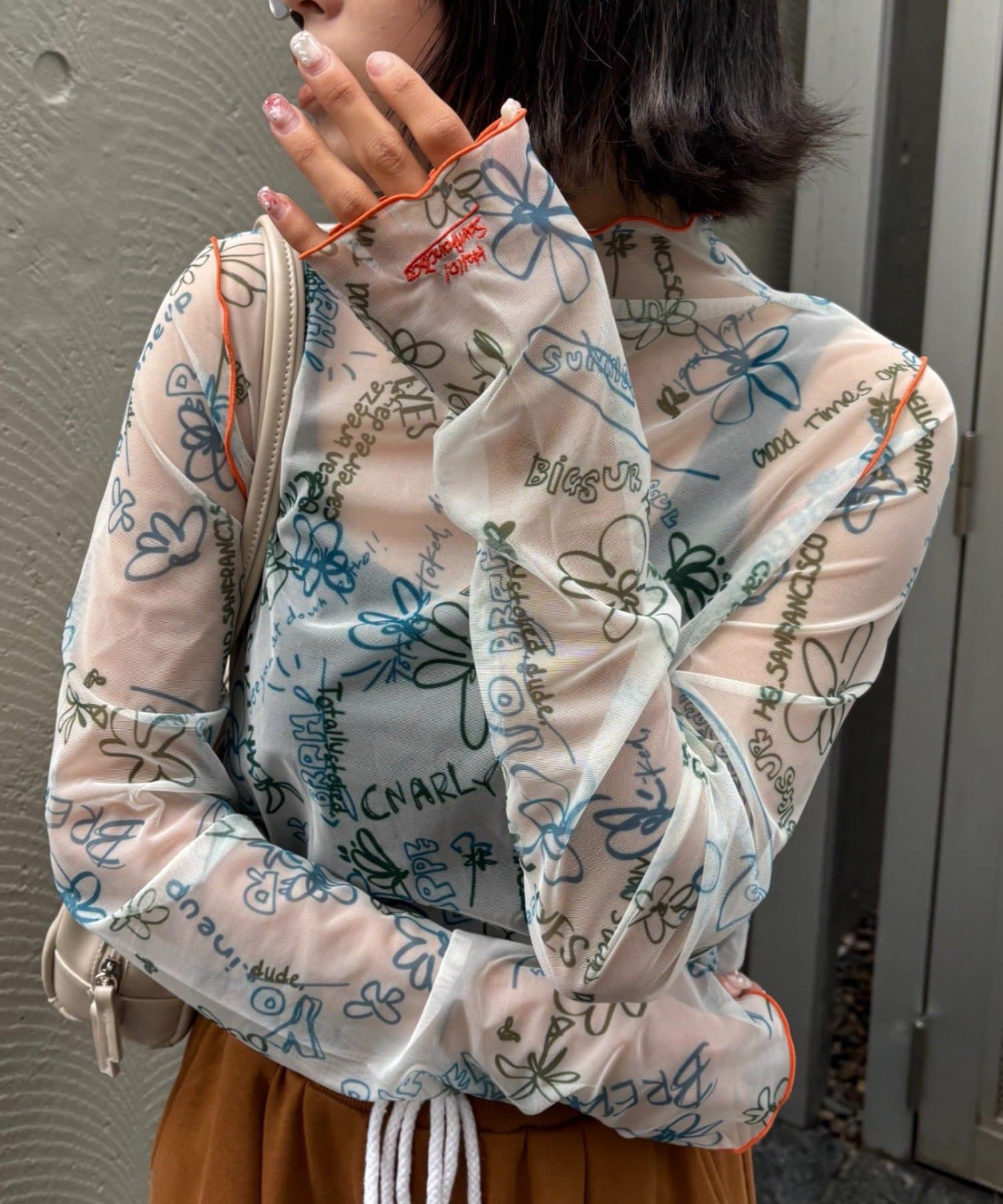 CIAOPANIC TYPY(チャオパニックティピー) ★【HELLO.SANFRANCISCO/ハローサンフランシスコ】落書き柄アートトップス