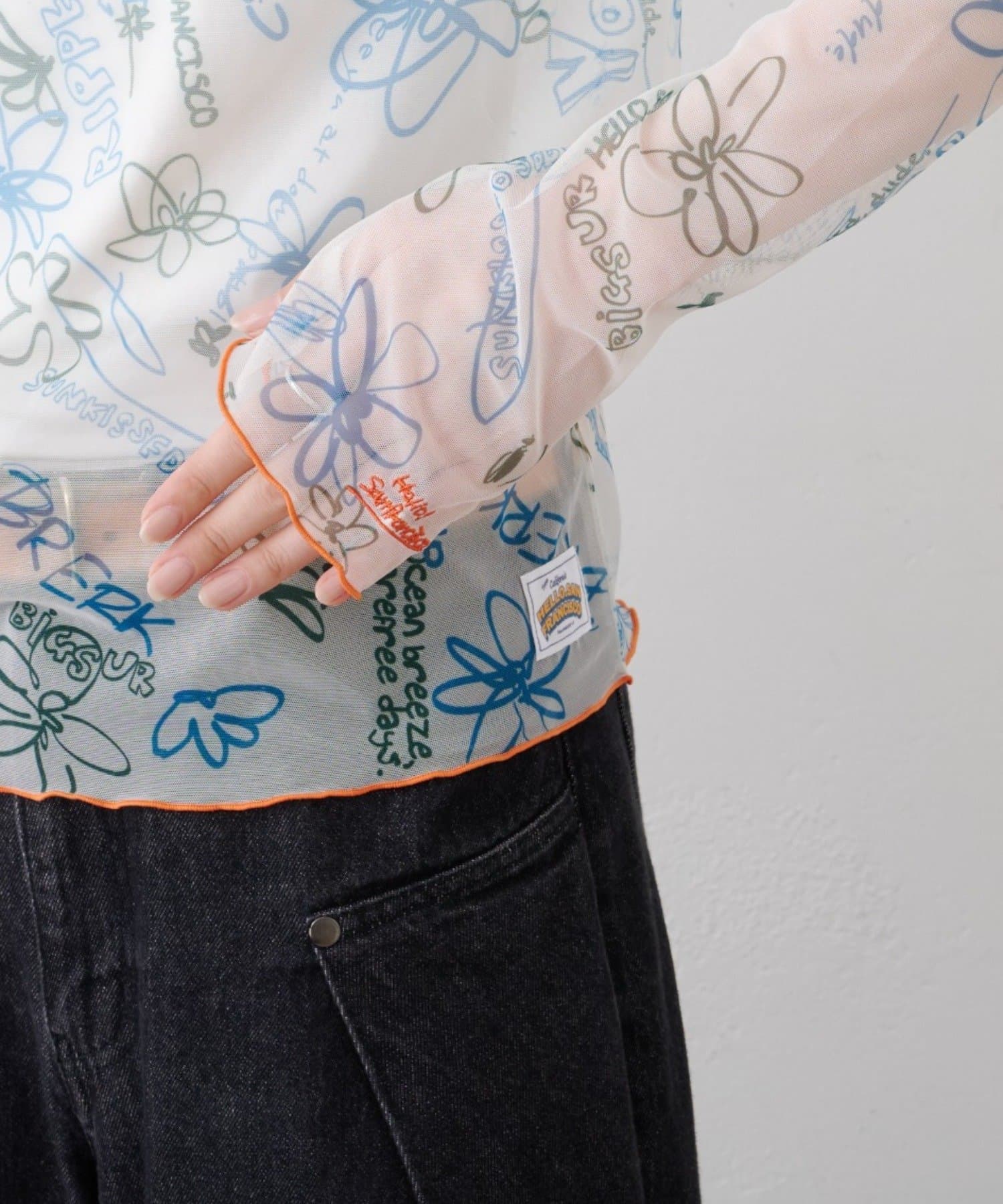 CIAOPANIC TYPY(チャオパニックティピー) ★【HELLO.SANFRANCISCO/ハローサンフランシスコ】落書き柄アートトップス