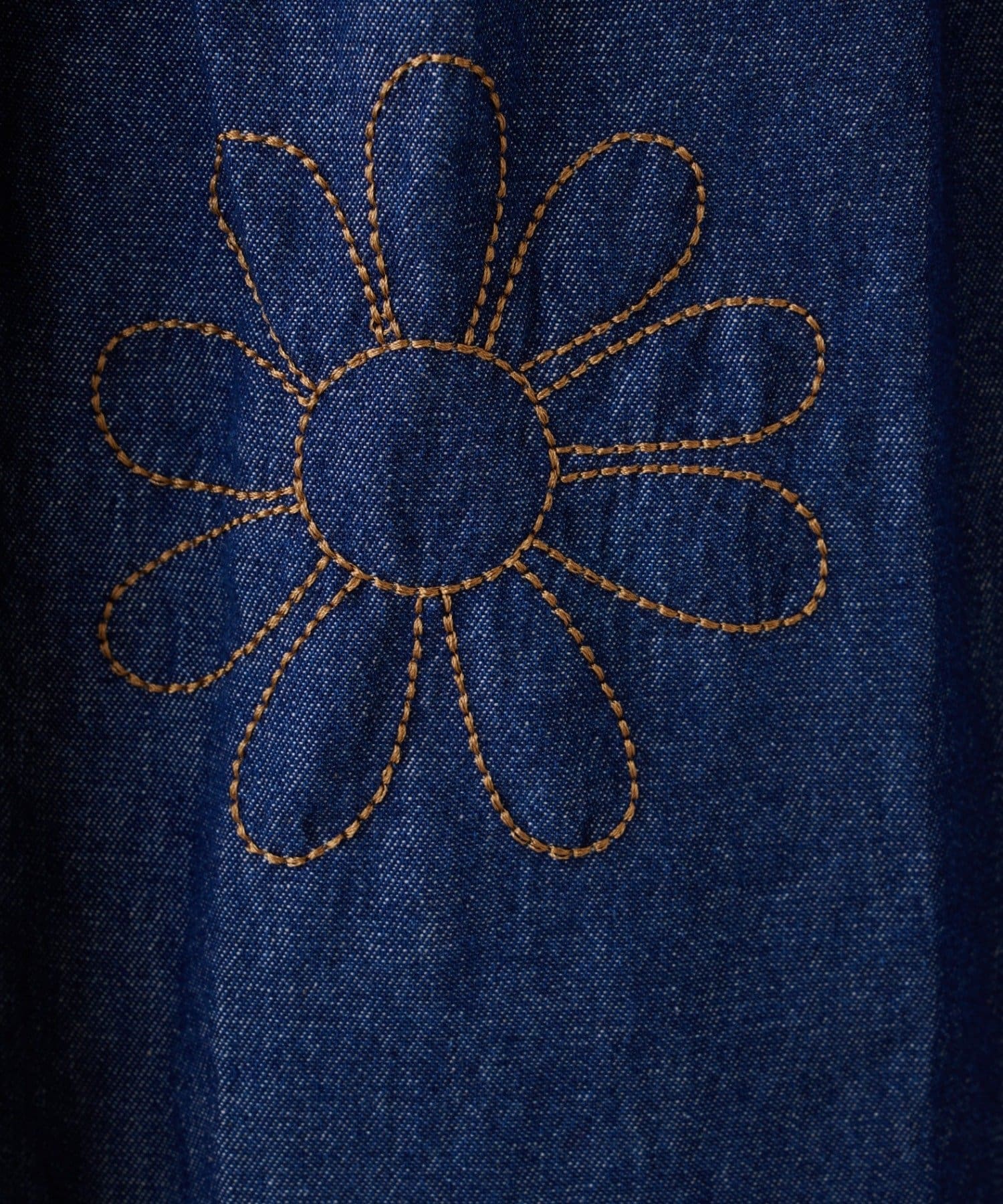 CIAOPANIC TYPY(チャオパニックティピー) ★【HELLO.SANFRANCISCO/ハローサンフランシスコ】衿付きマーガレット刺繍デニムブラウス