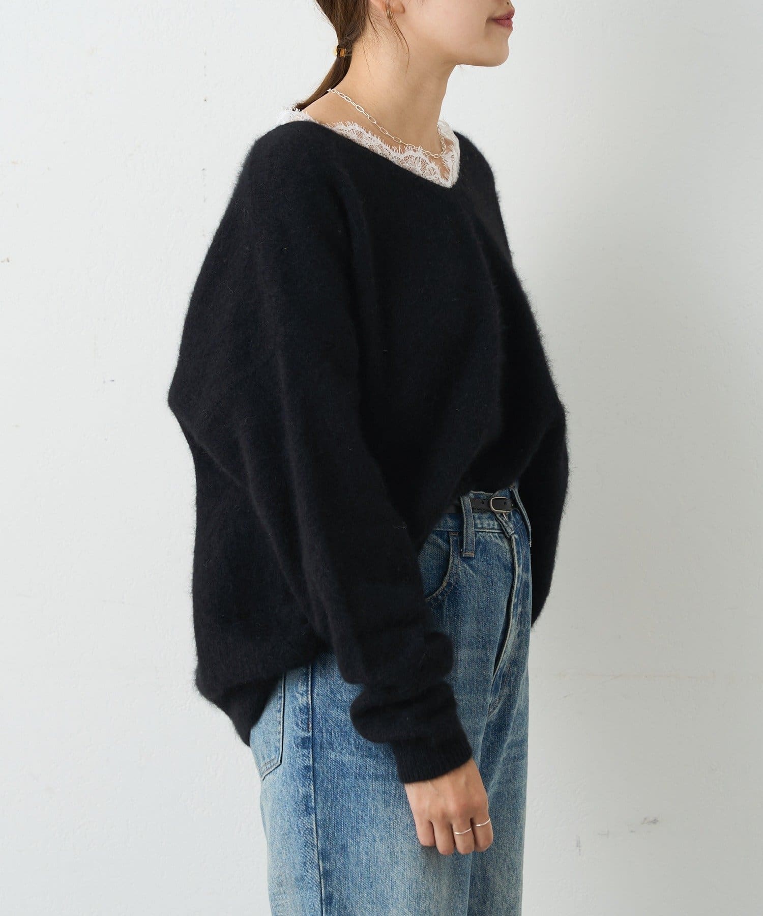 SHENERY(シーナリー) レースＶネックウールニット