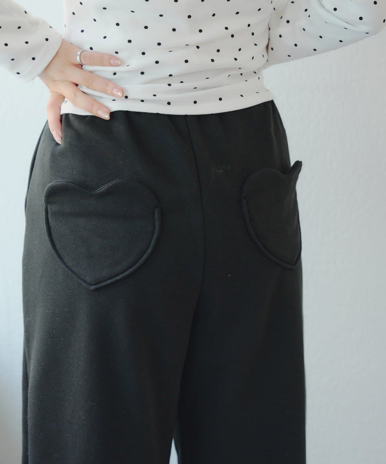 NICE CLAUP / OLIVE des OLIVE OUTLET(ナイスクラップ  / オリーブ デ オリーブ アウトレット) ハートポケットスウェットバレルパンツ