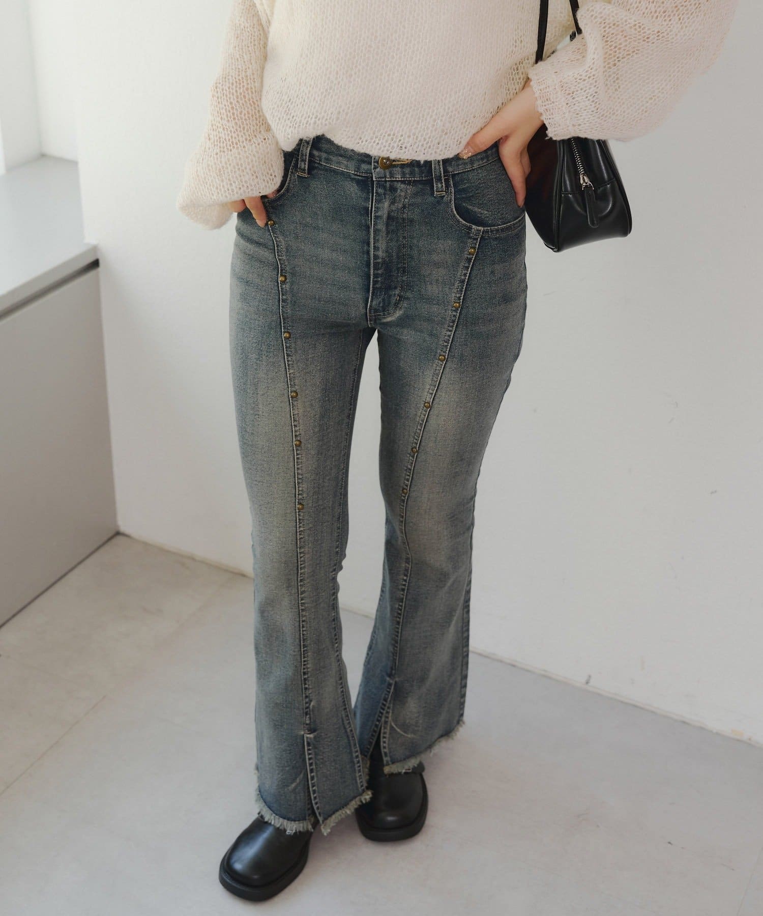 Remind me and forever(リマインドミーアンドフォーエバー) 【2サイズ展開】スタッズセミフレアデニム