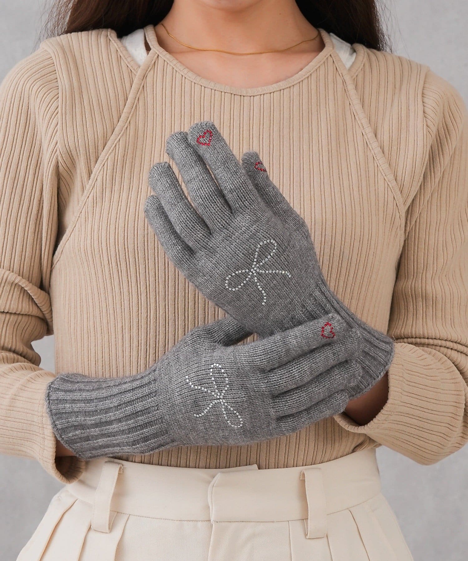 3COINS(スリーコインズ) ラインストーン付きニット手袋