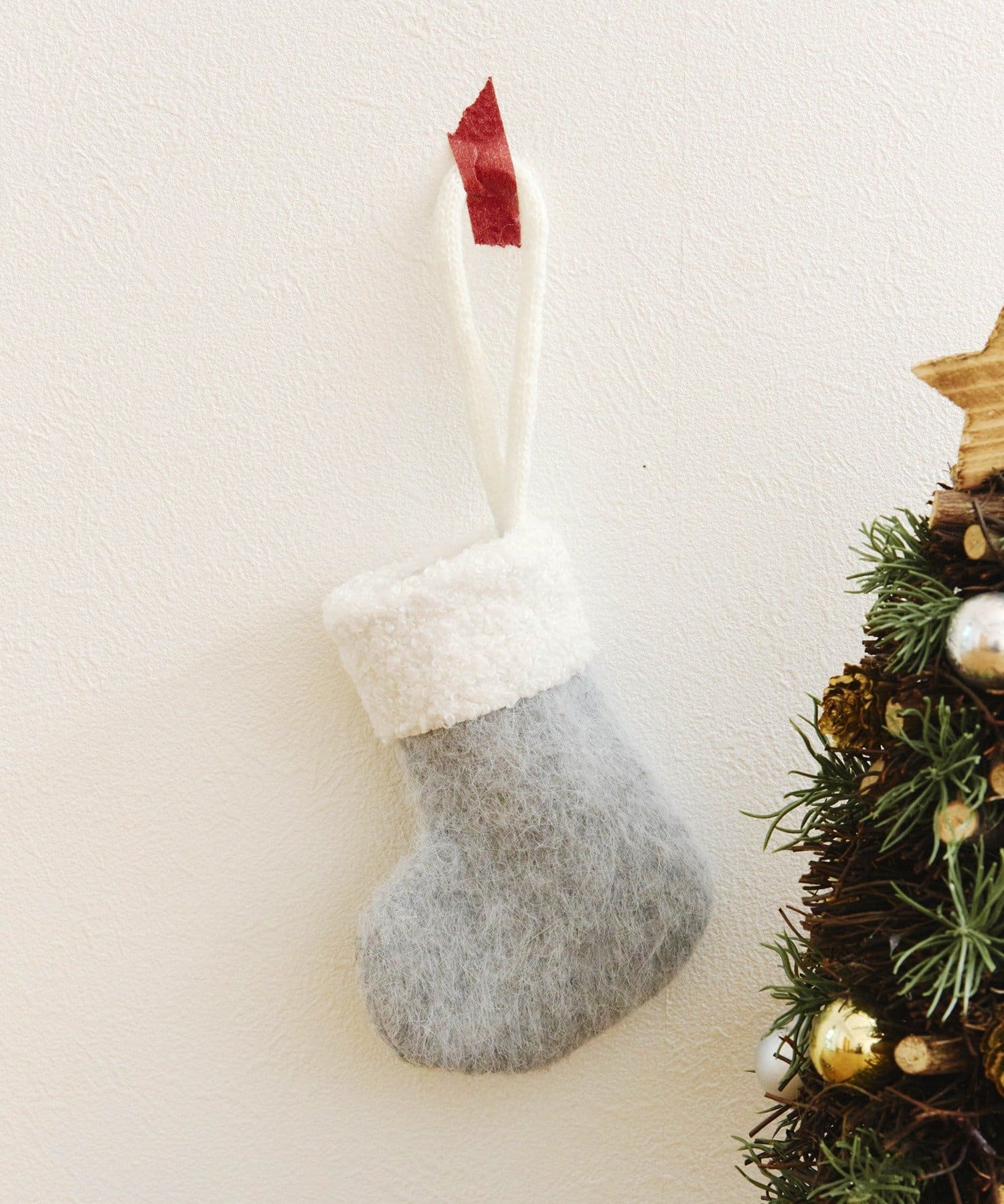 salut!(サリュ) 小さいくつした／こびとのクリスマス