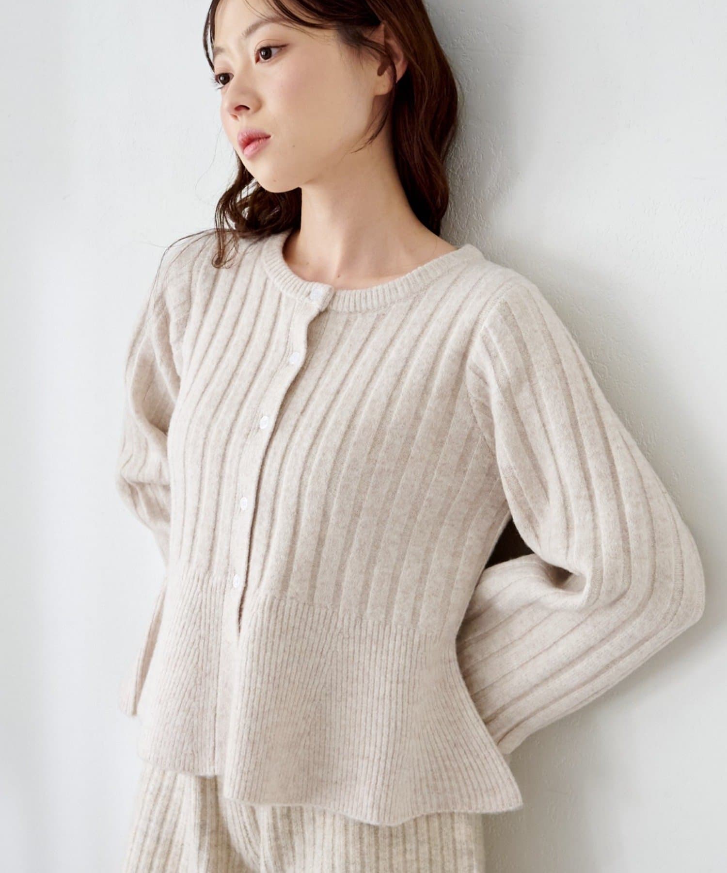 Kastane(カスタネ) ペプラムリブニットカーディガン