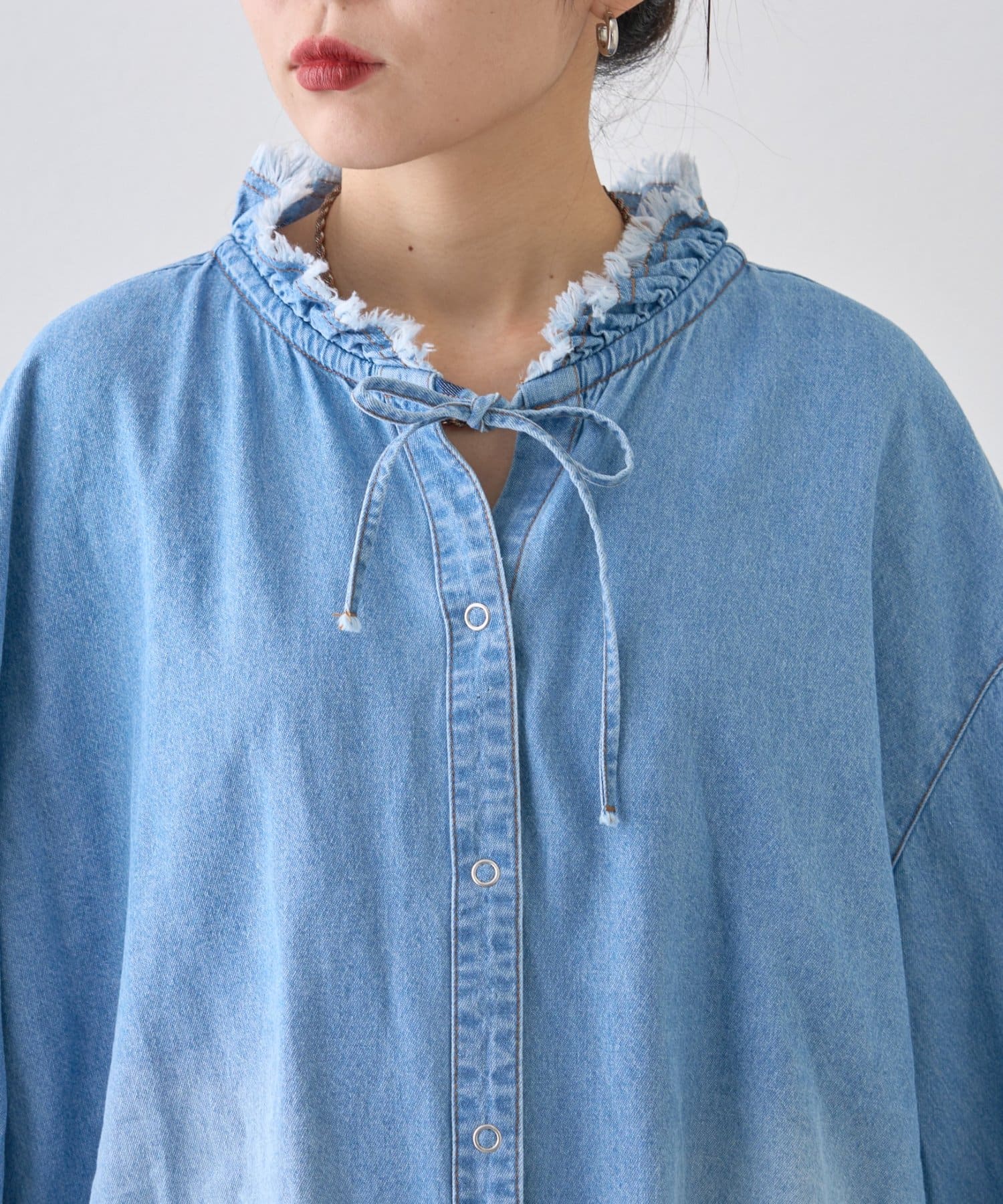 CIAOPANIC TYPY(チャオパニックティピー) キャンディースリーブバンドカラーデニムシャツ