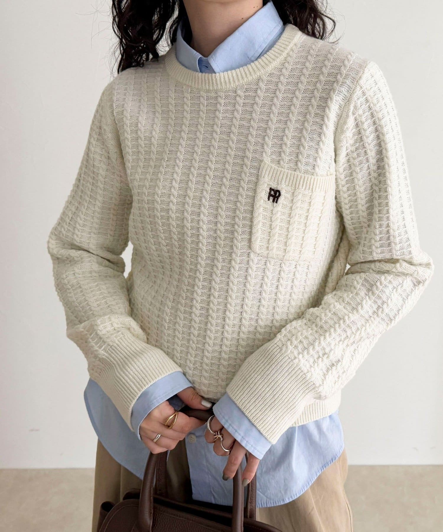 FREDY & GLOSTER(フレディ アンド グロスター) FR刺繍ケーブル柄ちびポケニットプルオーバー