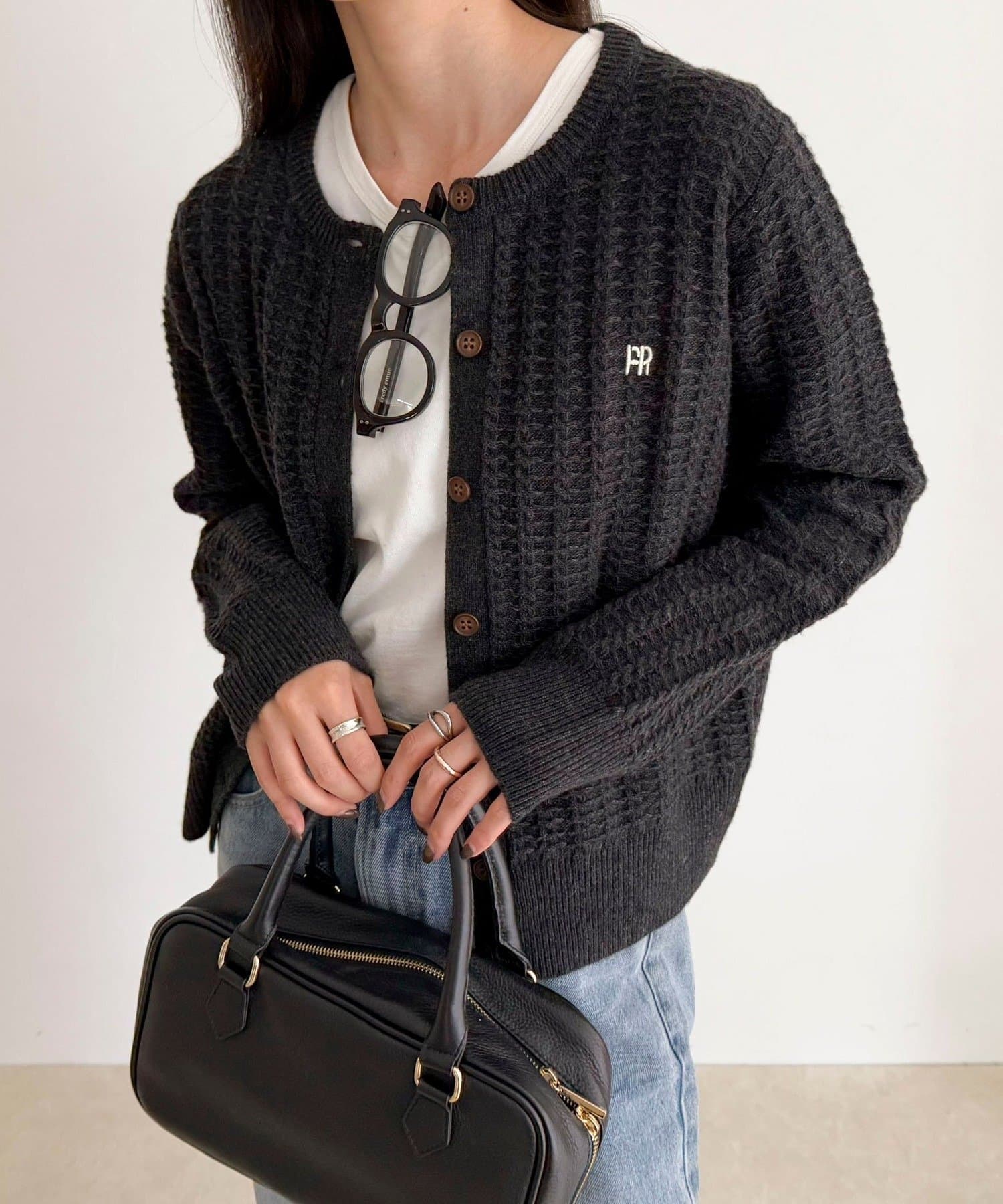 FREDY & GLOSTER(フレディ アンド グロスター) FR刺繍ケーブル柄ニットカーディガン