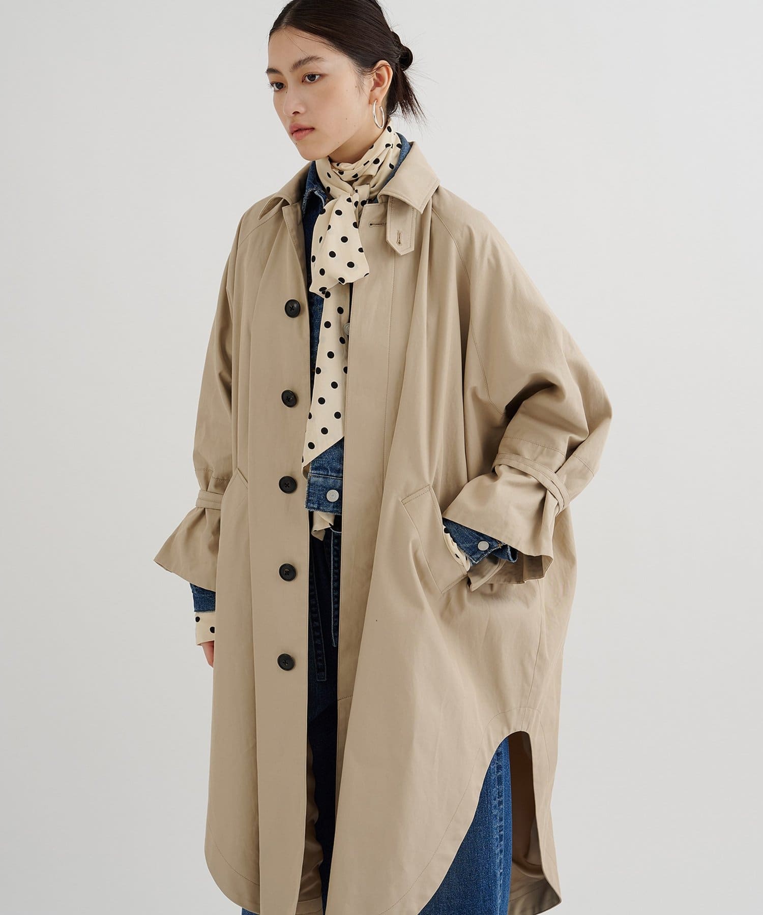 Whim Gazette(ウィム ガゼット) ポンチョロングコート