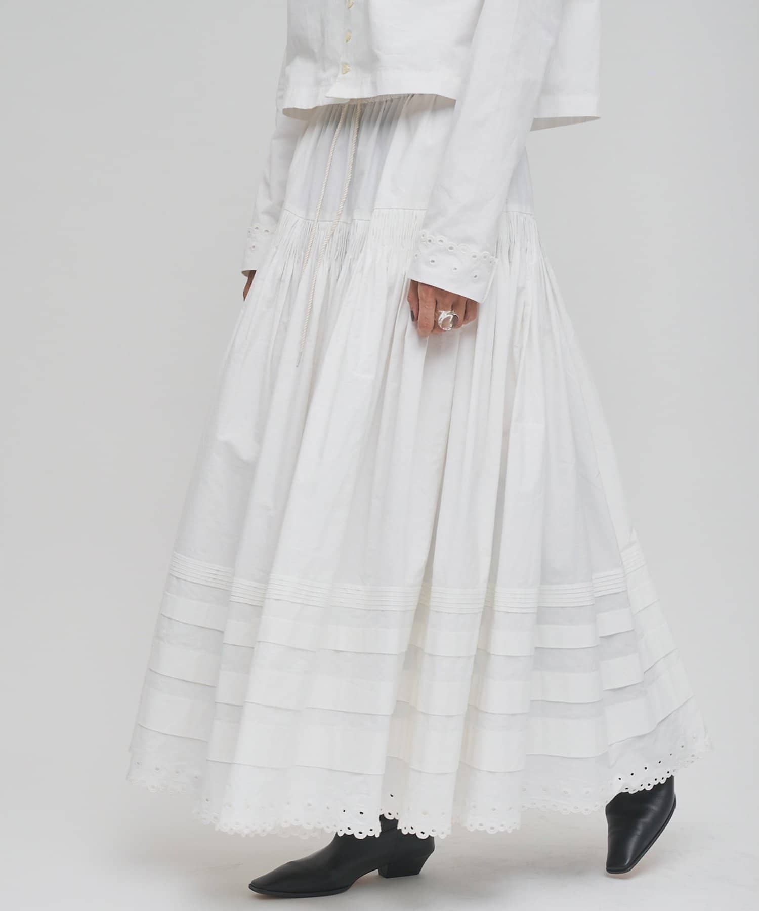 Whim Gazette(ウィム ガゼット) 【GEMINI】スカラップ刺繍スカート