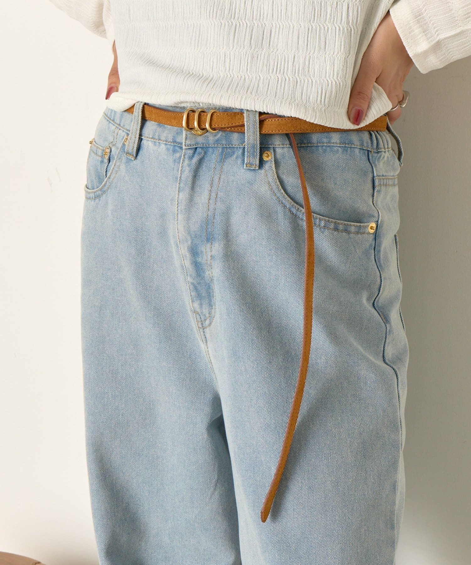 Jena　espace merveilleux(ジェナ　エスパスメルヴェイユ) 3連バックルスエードベルト