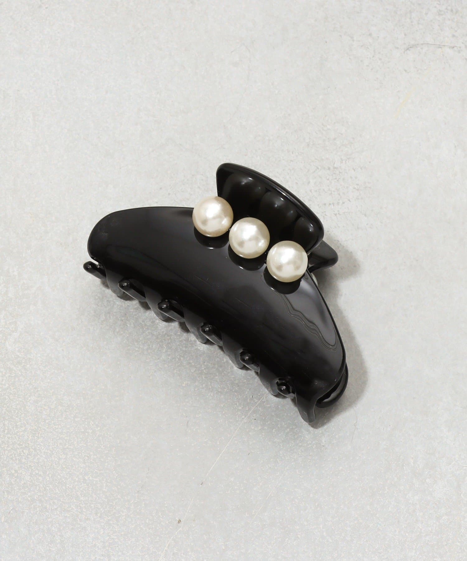 3COINS(スリーコインズ) パール付バンス