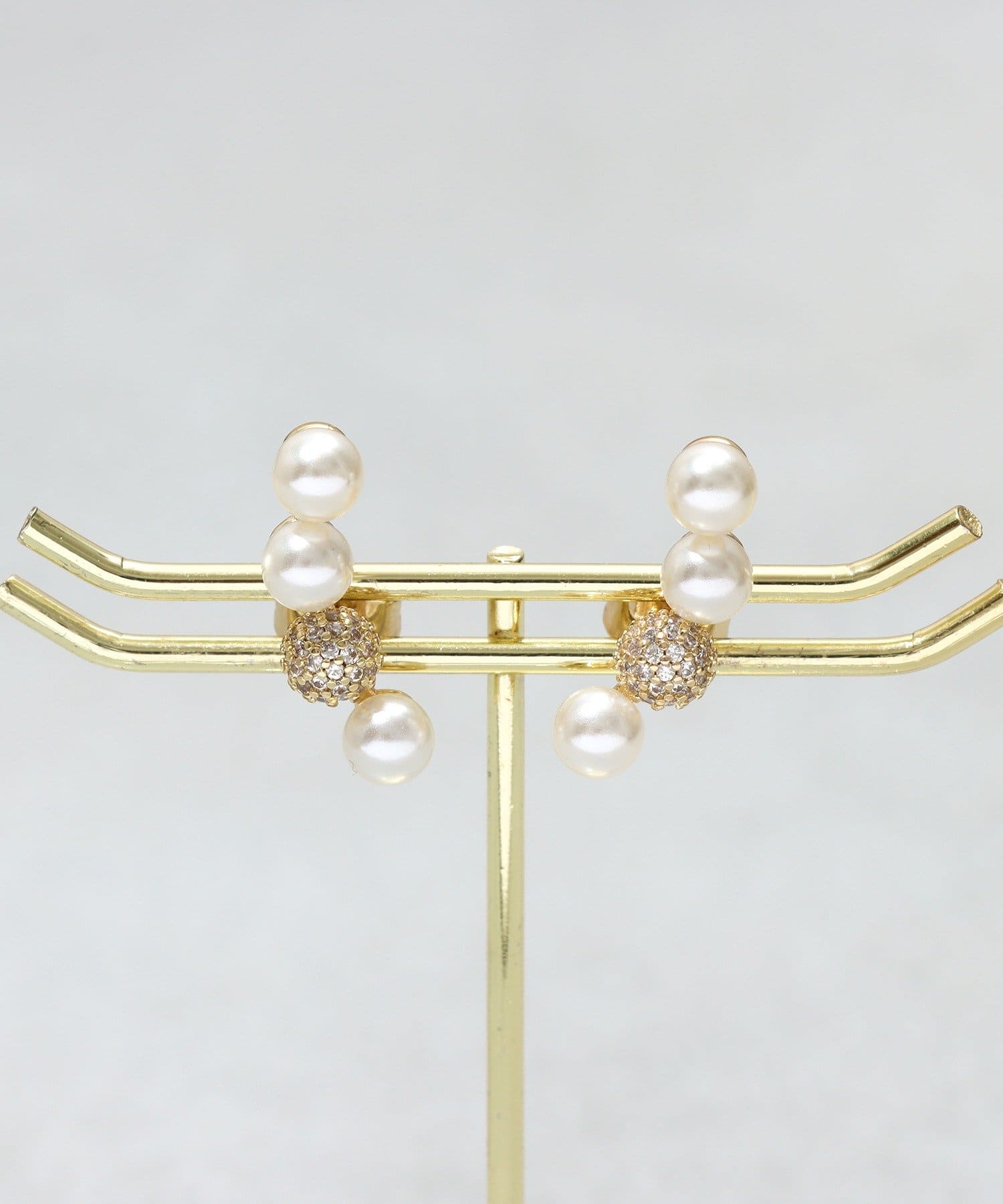 3COINS(スリーコインズ) パールラインピアス