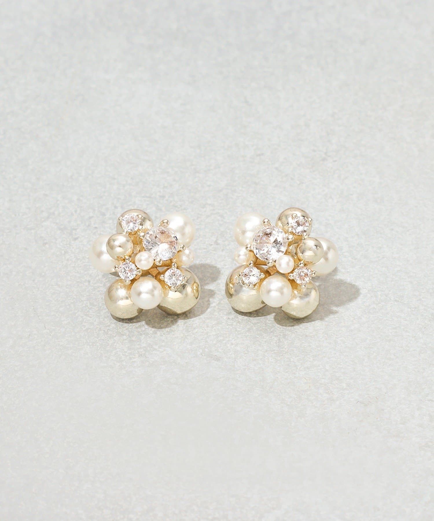 3COINS(スリーコインズ) ビジューピアス