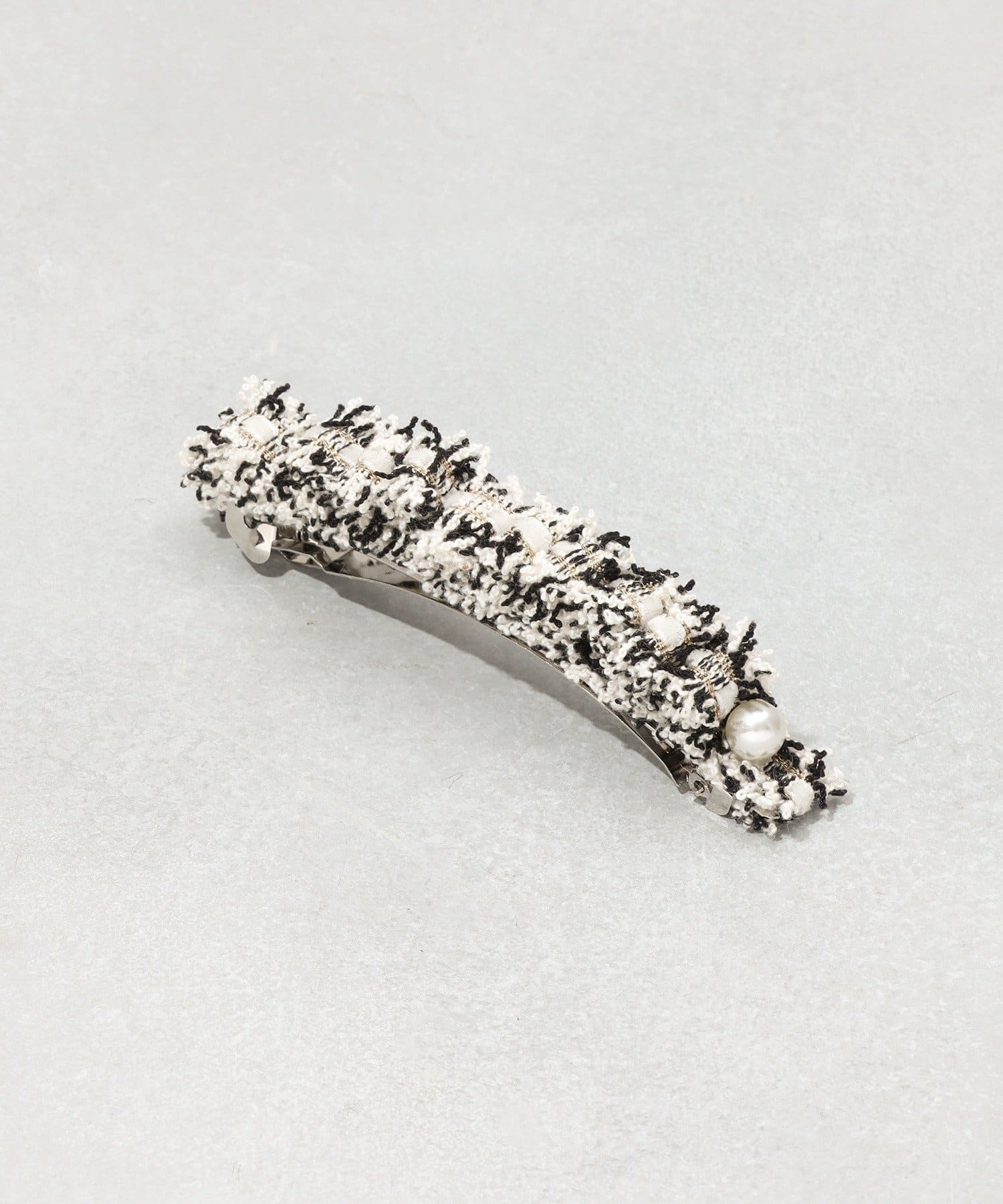 3COINS(スリーコインズ) パール付きツィードバレッタ