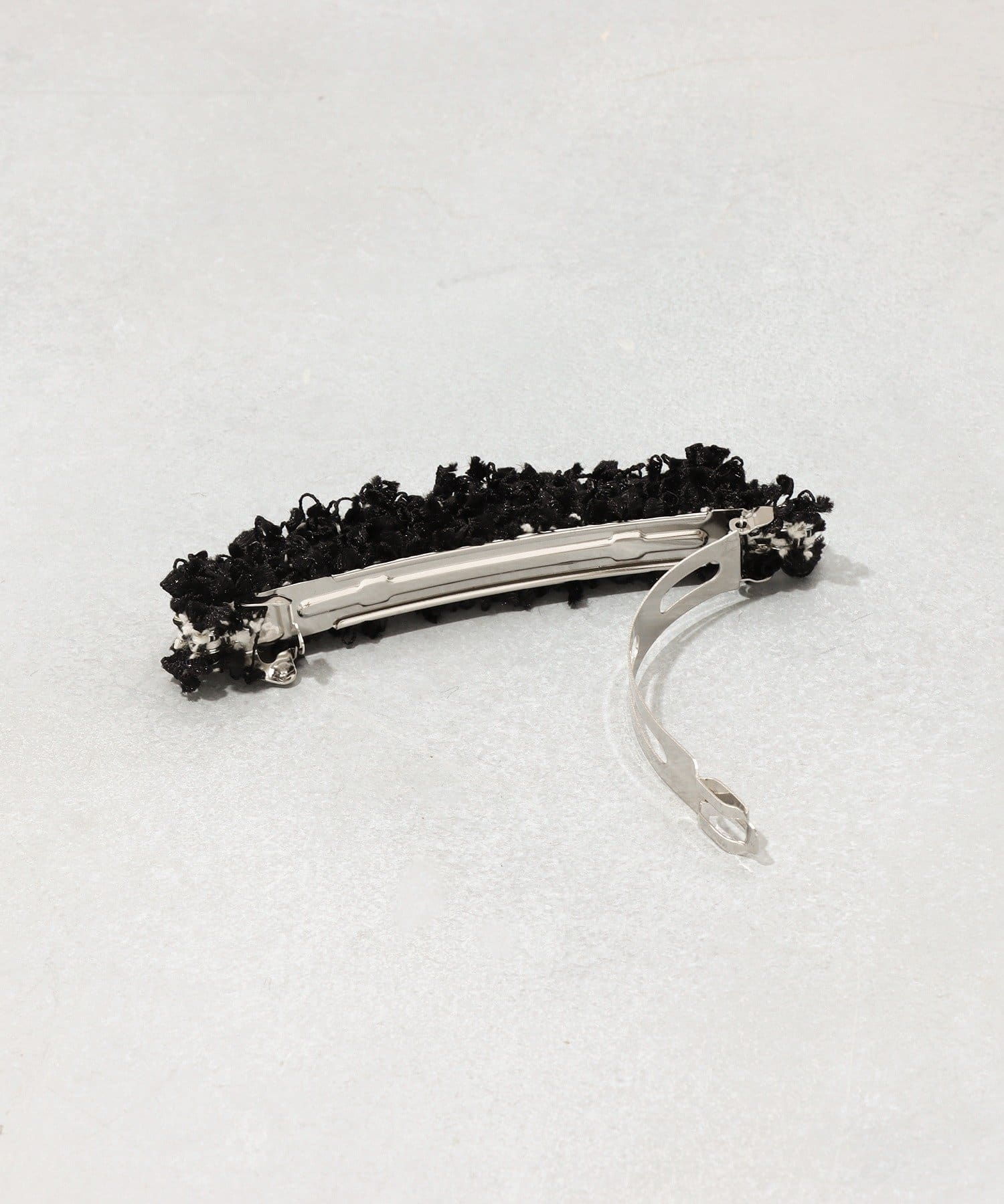 3COINS(スリーコインズ) パール付きツィードバレッタ