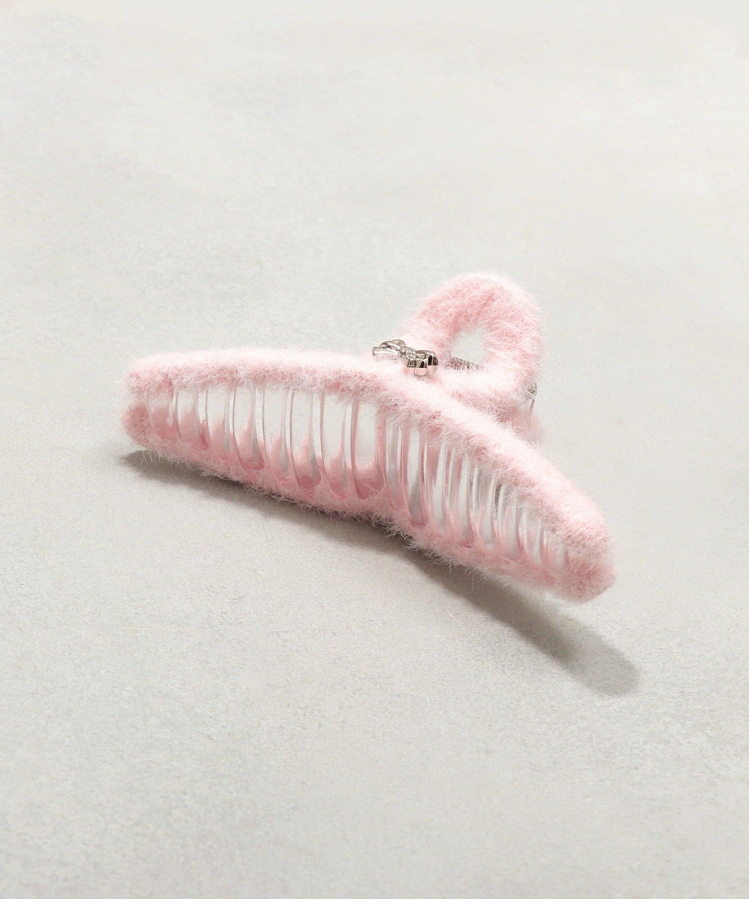 3COINS(スリーコインズ) リボン付きシャギーバンス