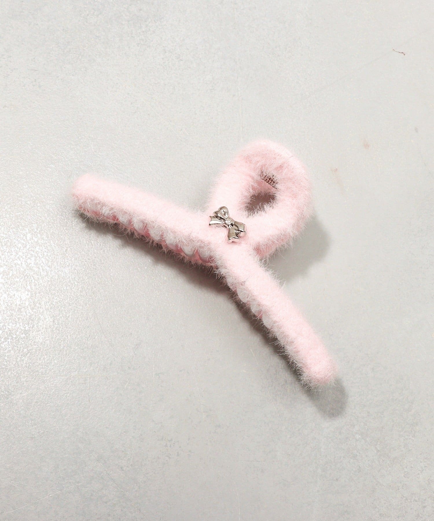 3COINS(スリーコインズ) リボン付きシャギーバンス